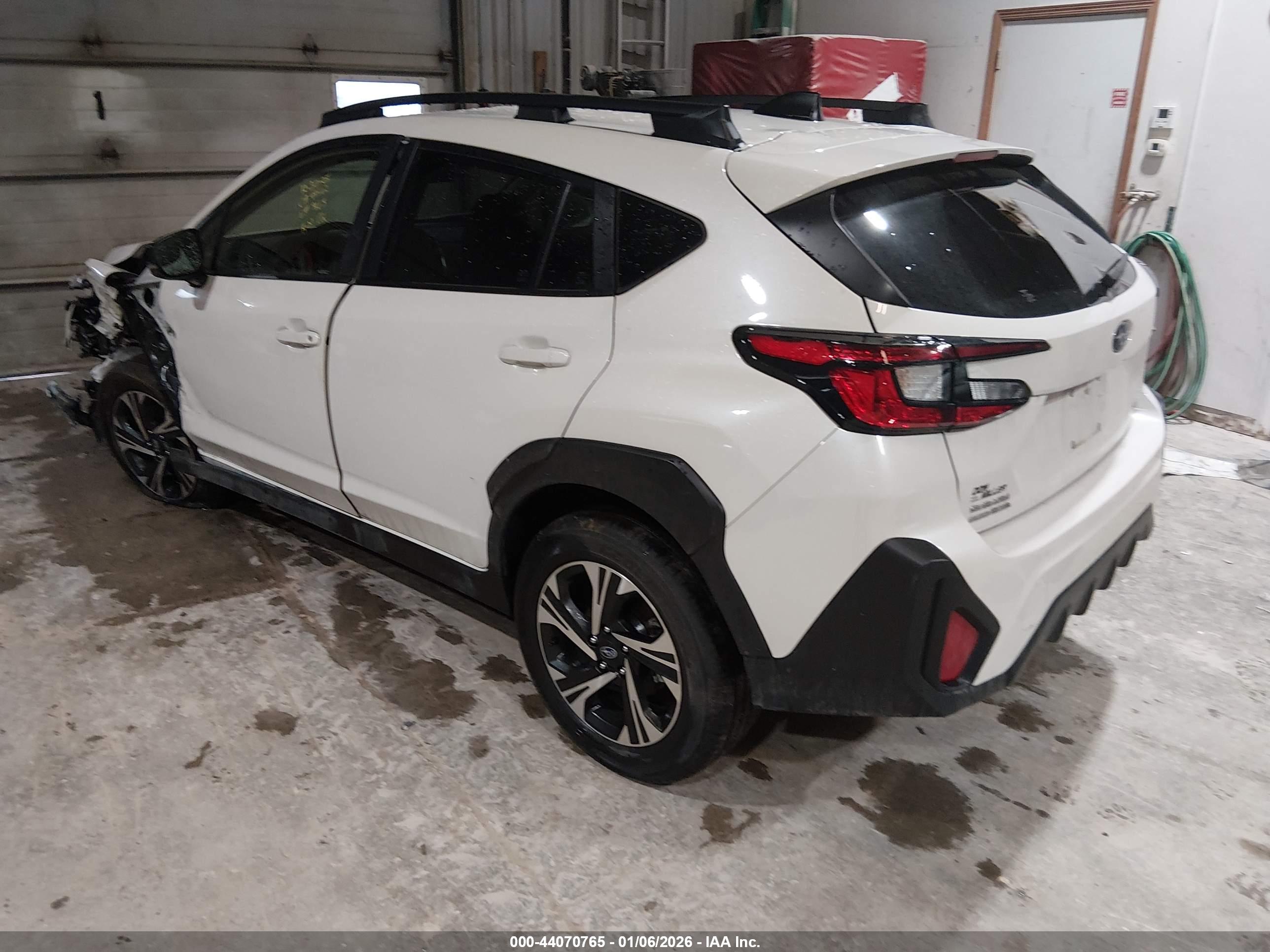 SUBARU CROSSTREK image 3