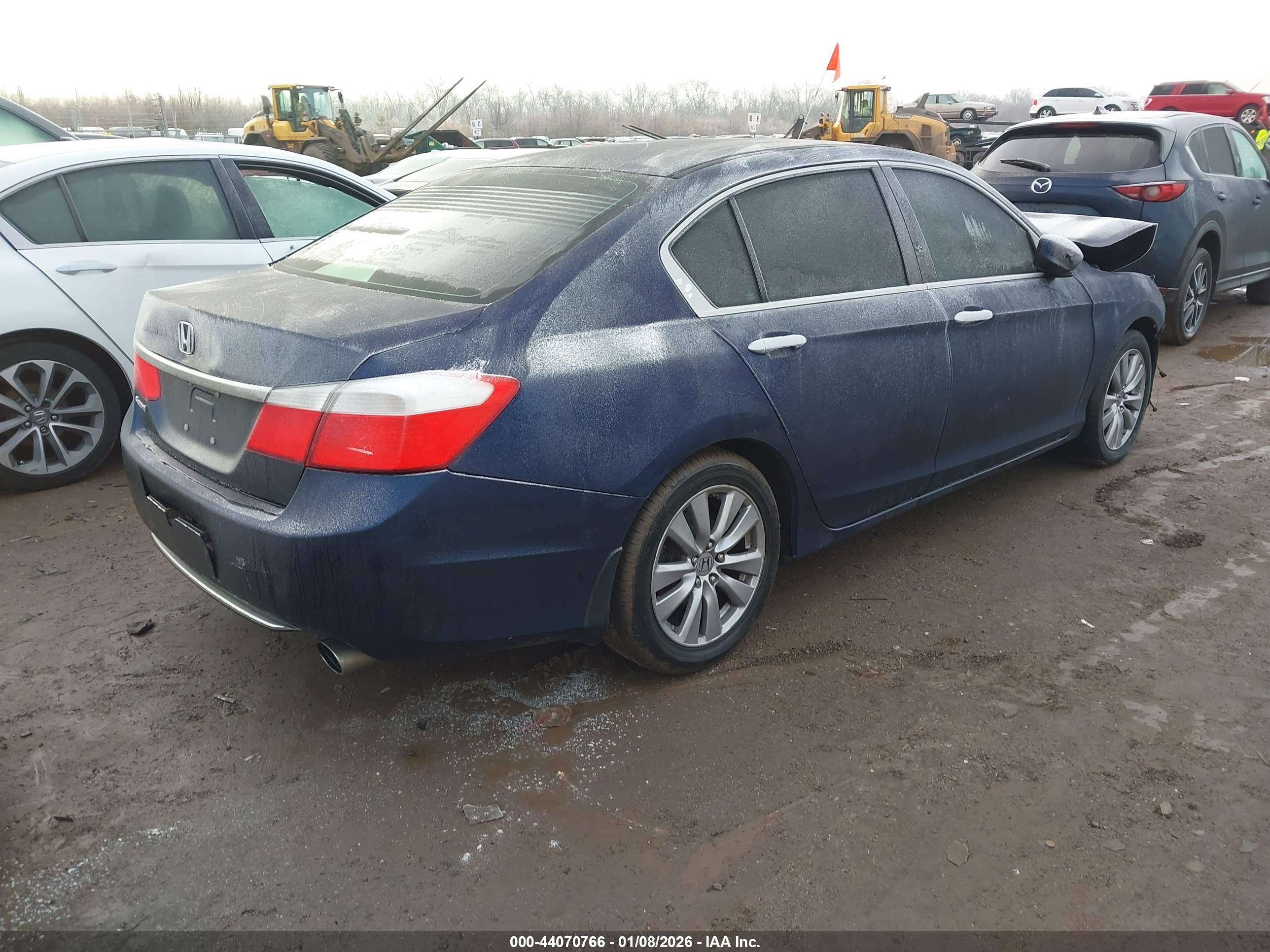 HONDA ACCORD image 4