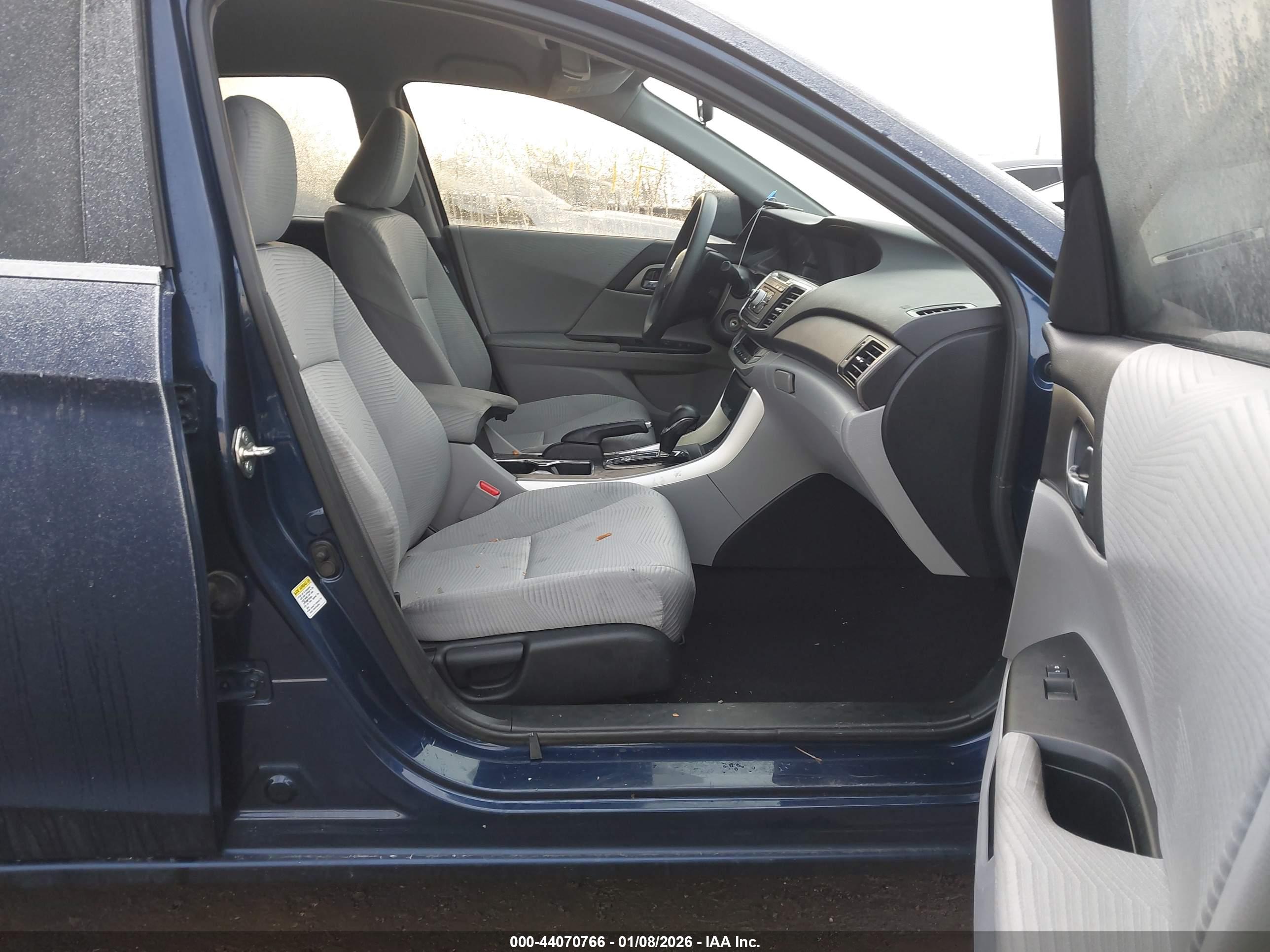 HONDA ACCORD image 5
