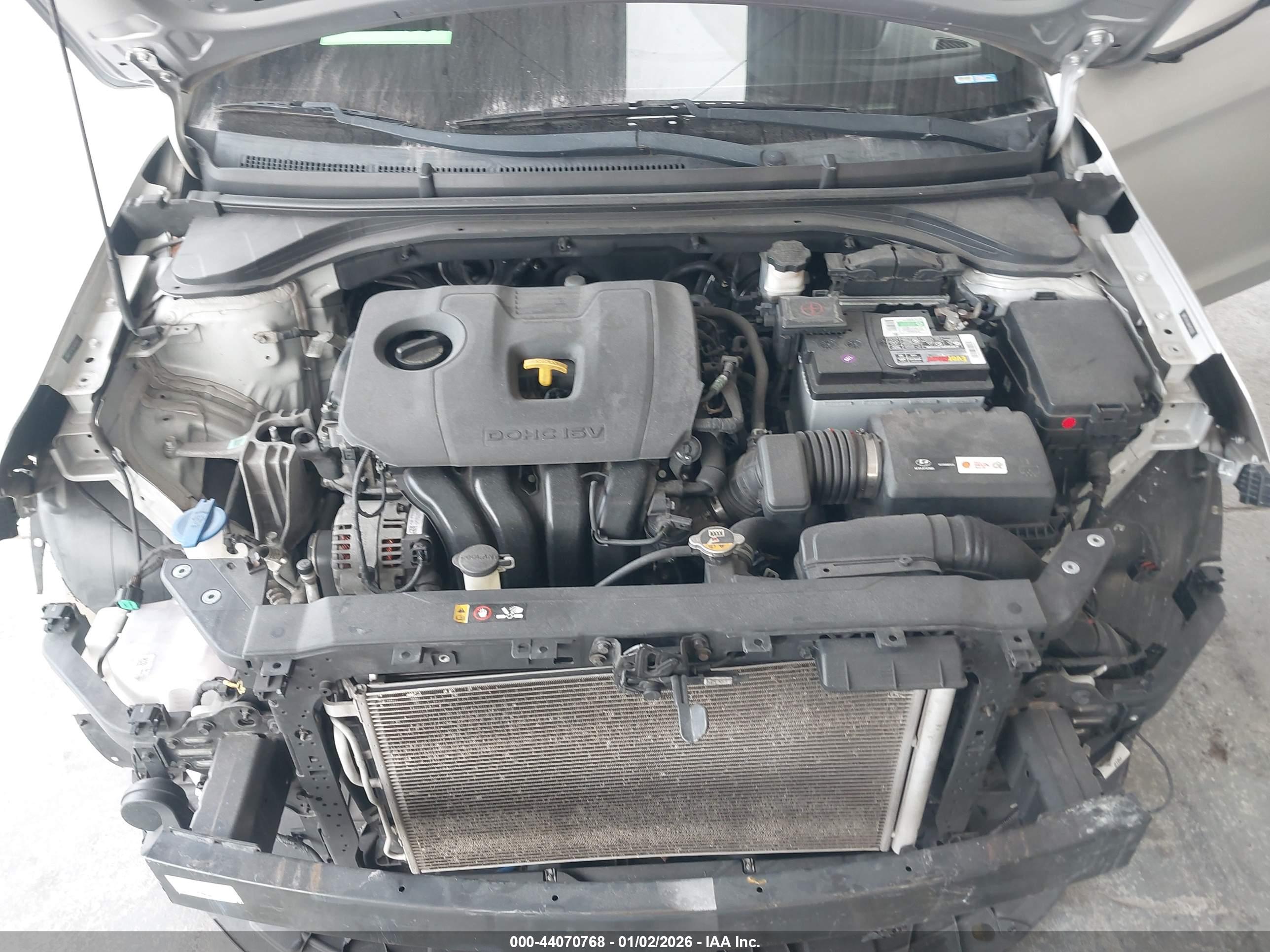 HYUNDAI ELANTRA image 10