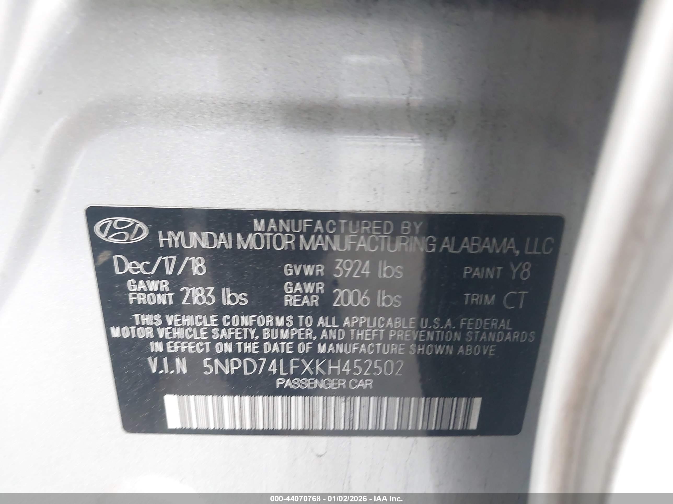HYUNDAI ELANTRA image 9
