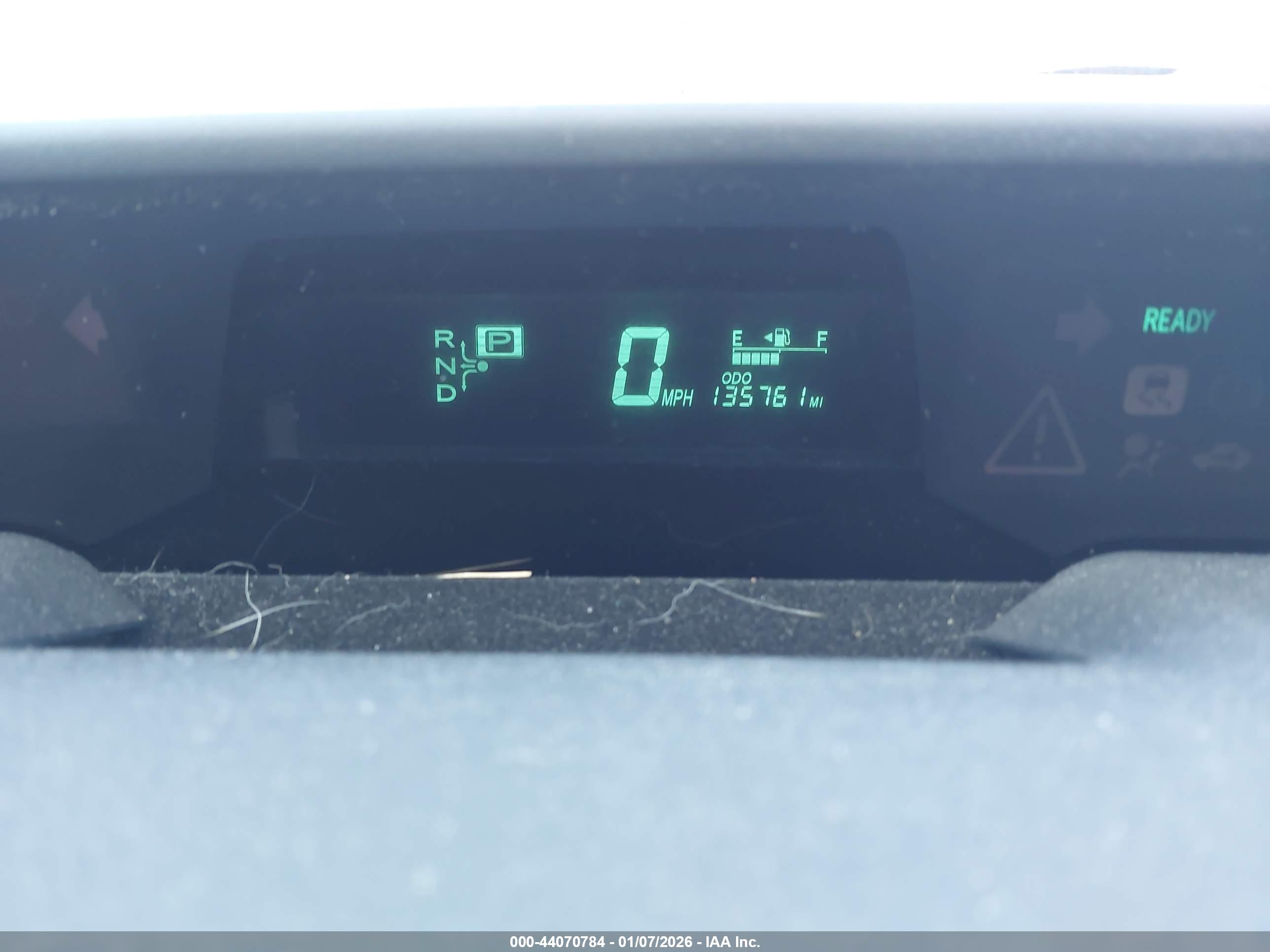 TOYOTA PRIUS image 7