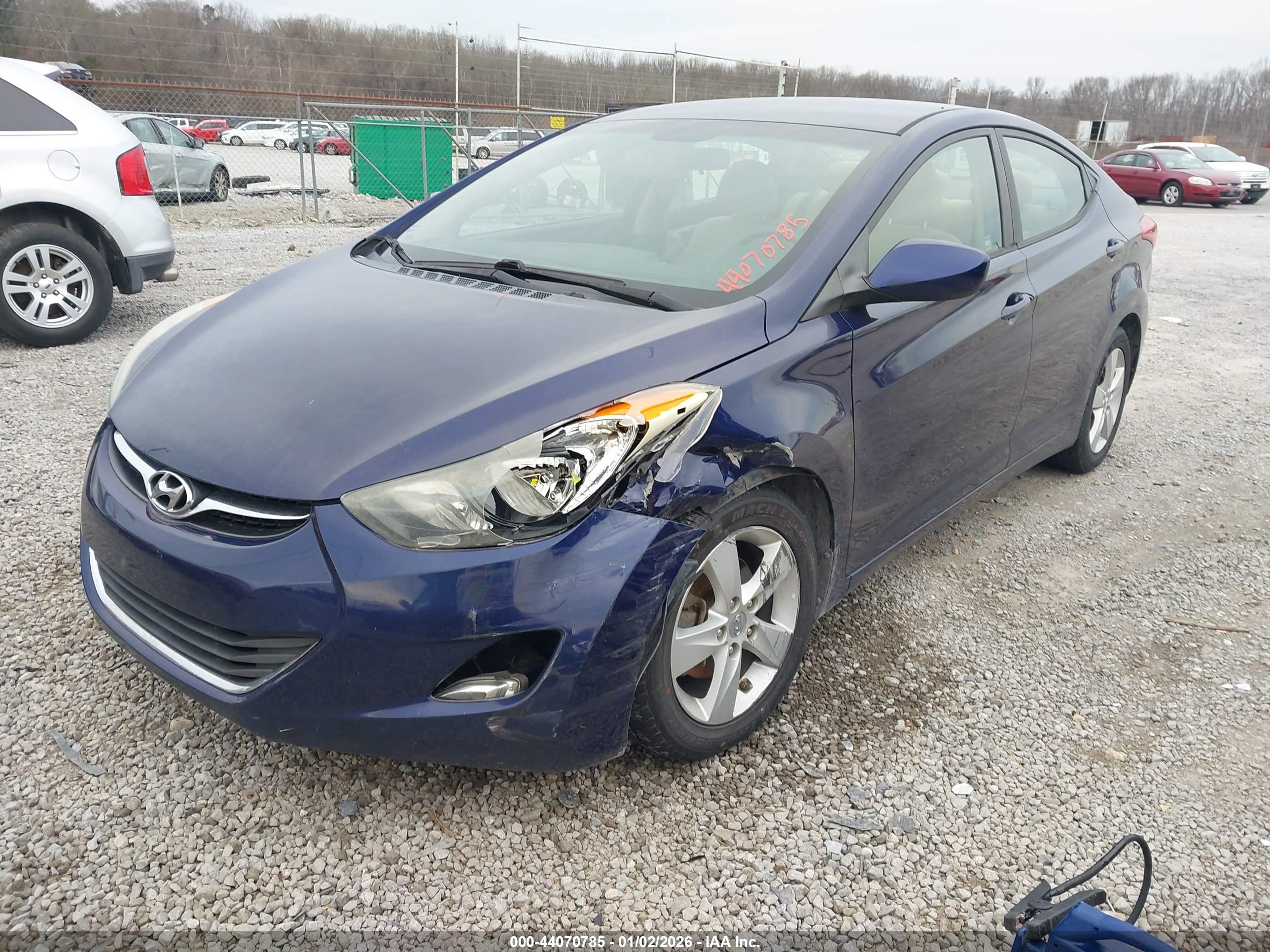 HYUNDAI ELANTRA image 2