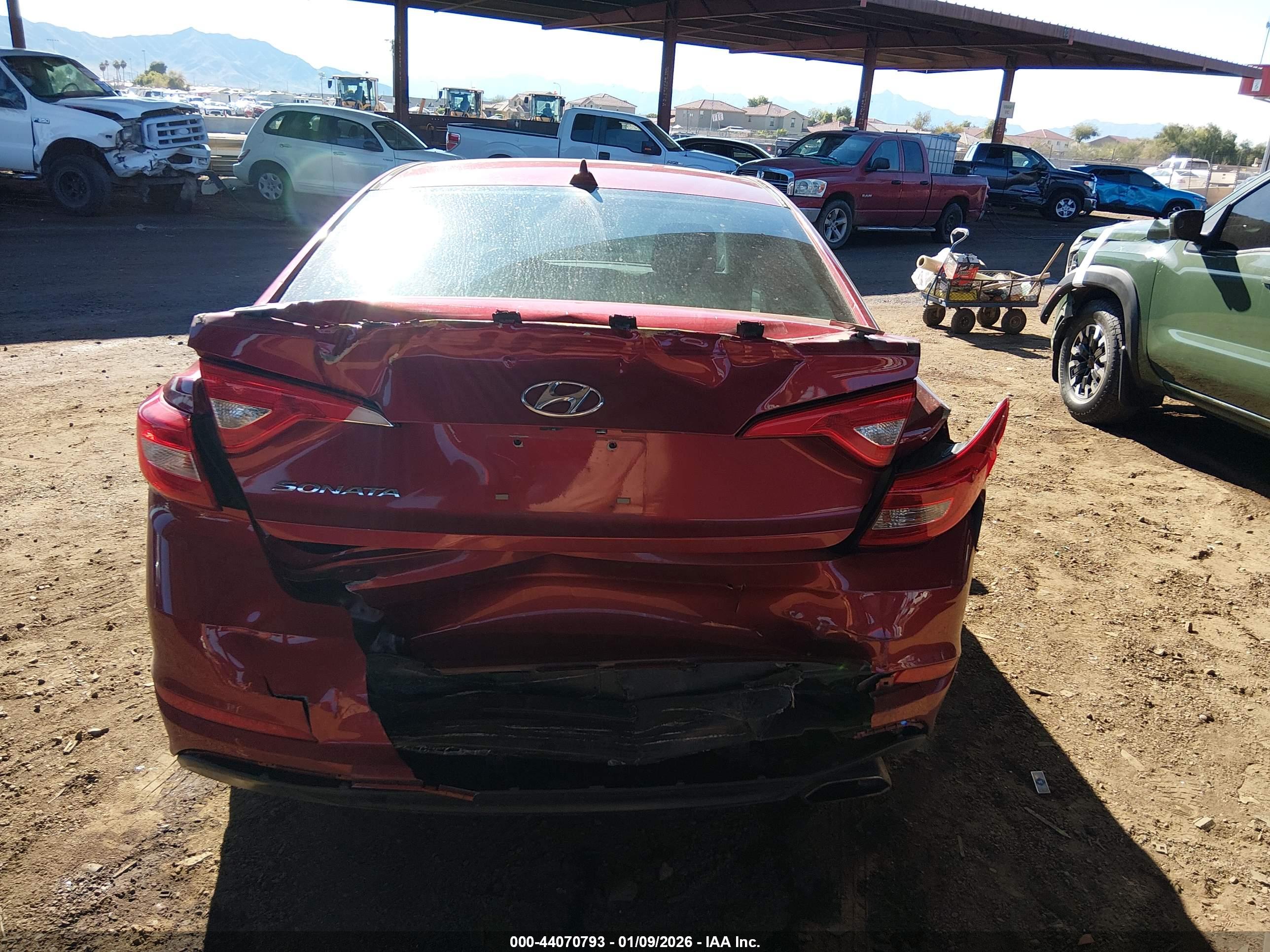 HYUNDAI SONATA image 6