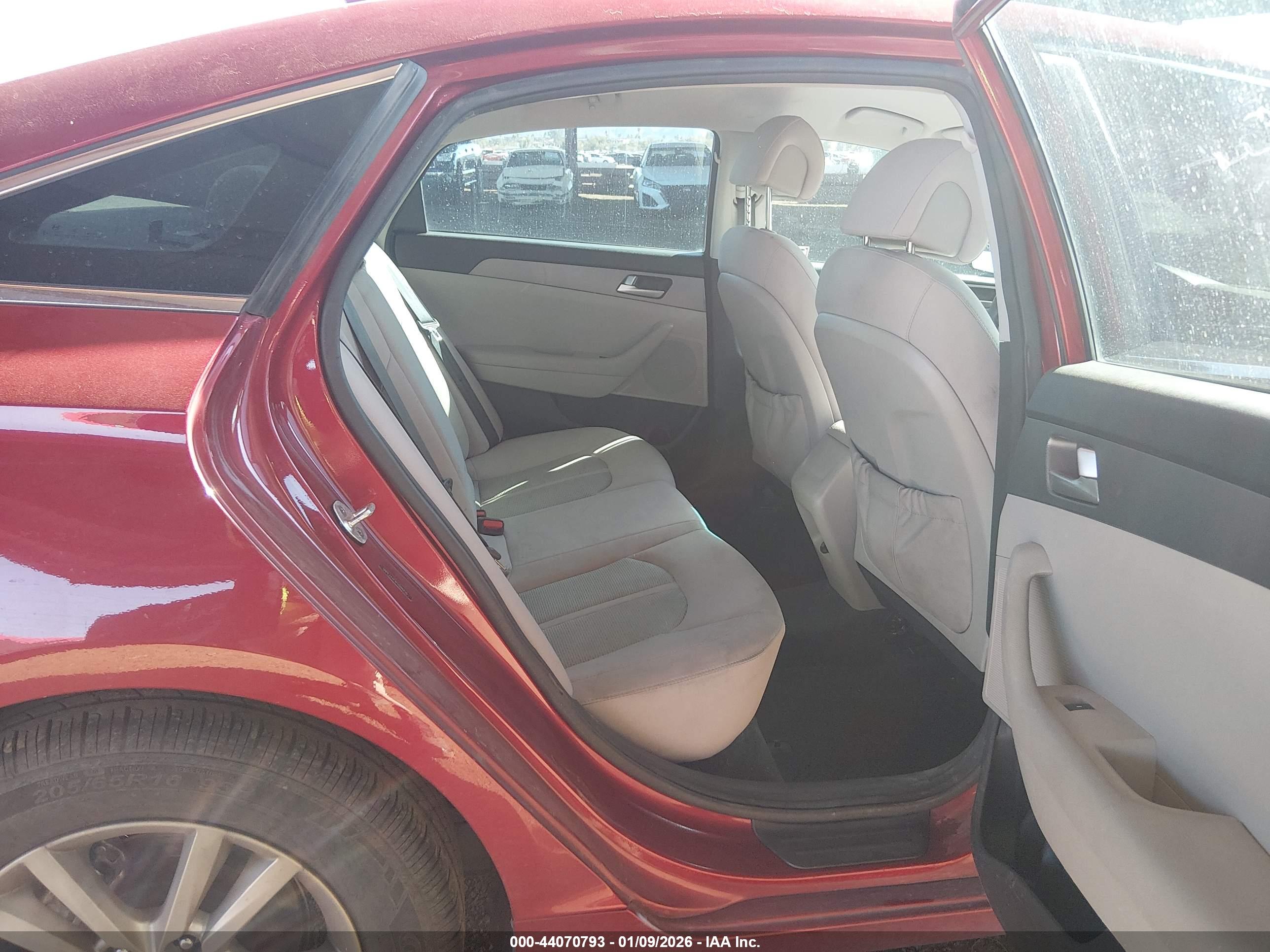 HYUNDAI SONATA image 8