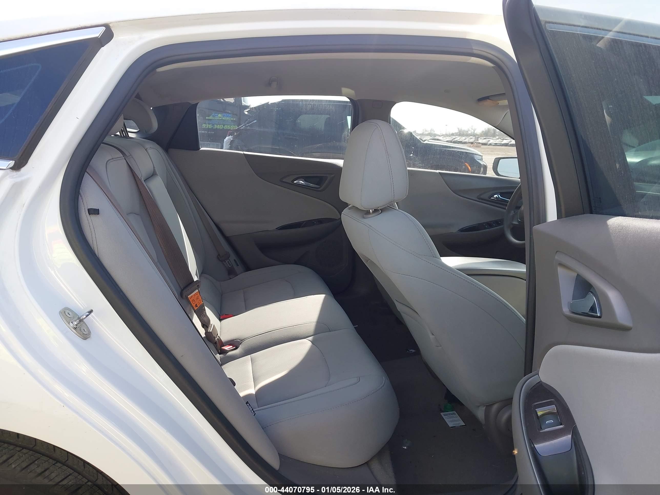 CHEVROLET MALIBU image 8