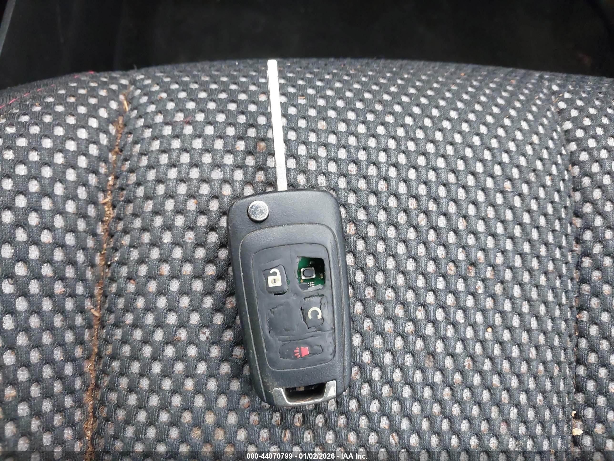 CHEVROLET EQUINOX image 11