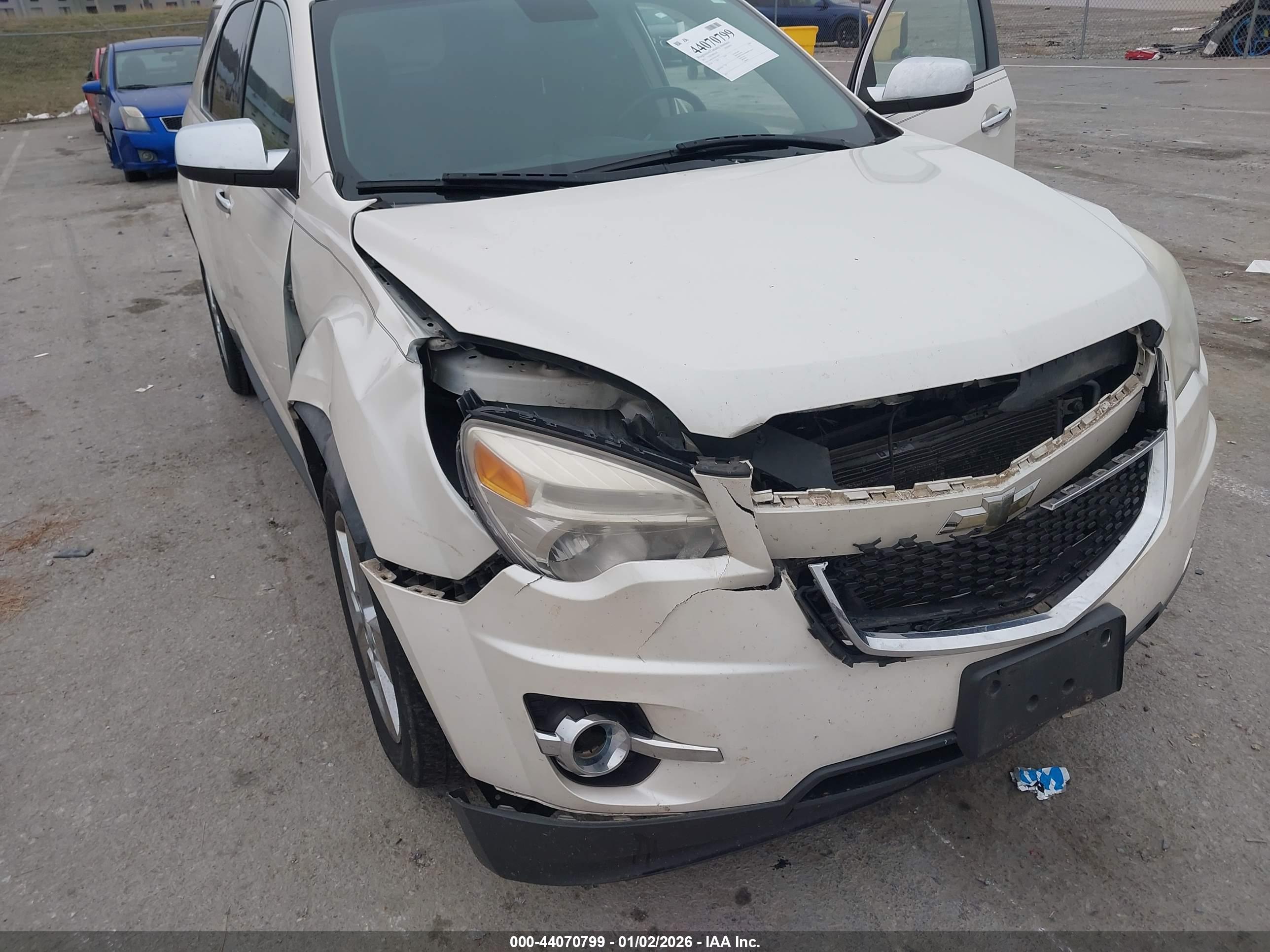 CHEVROLET EQUINOX image 6