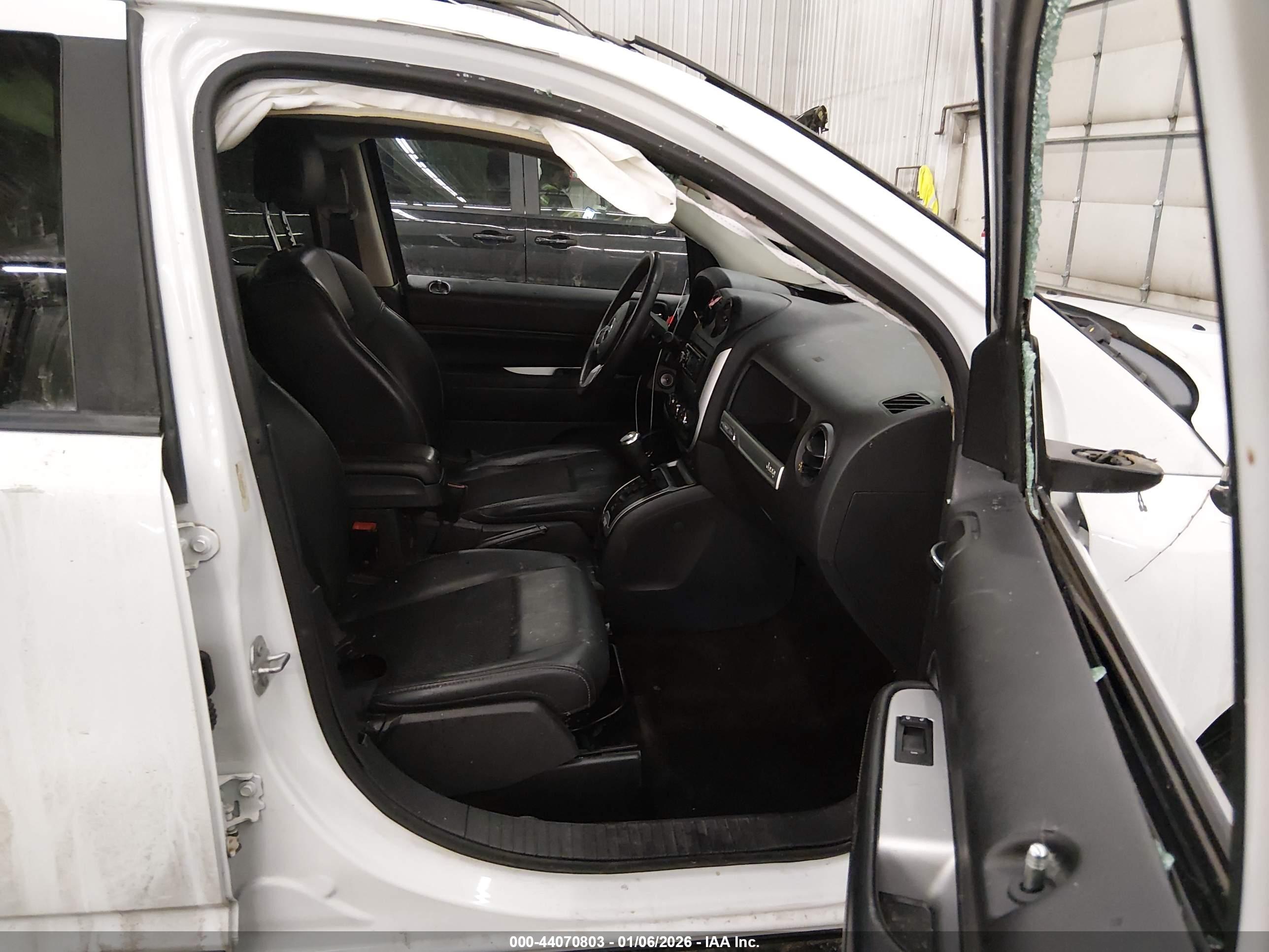 JEEP COMPASS image 5