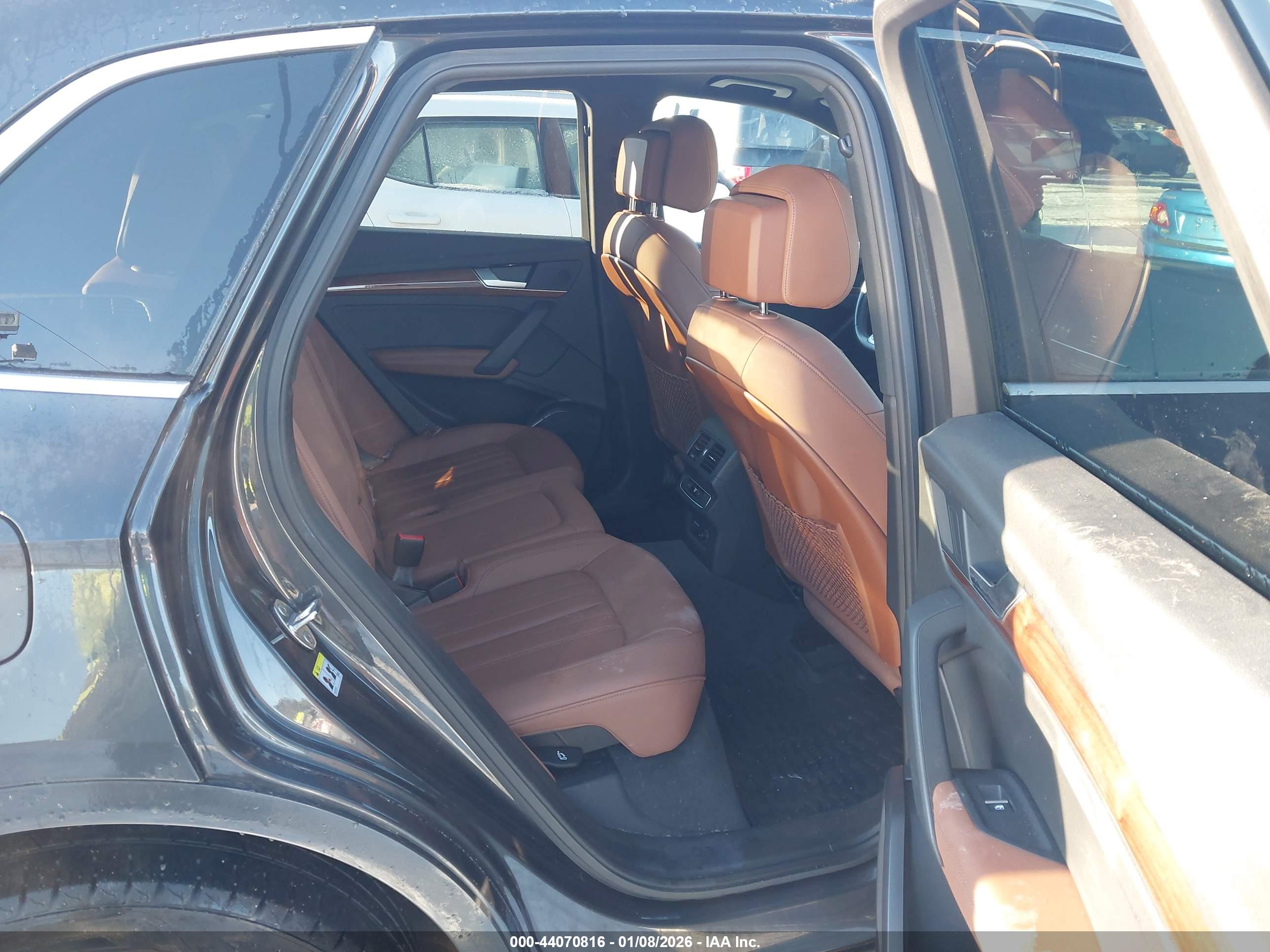 AUDI Q5 image 8
