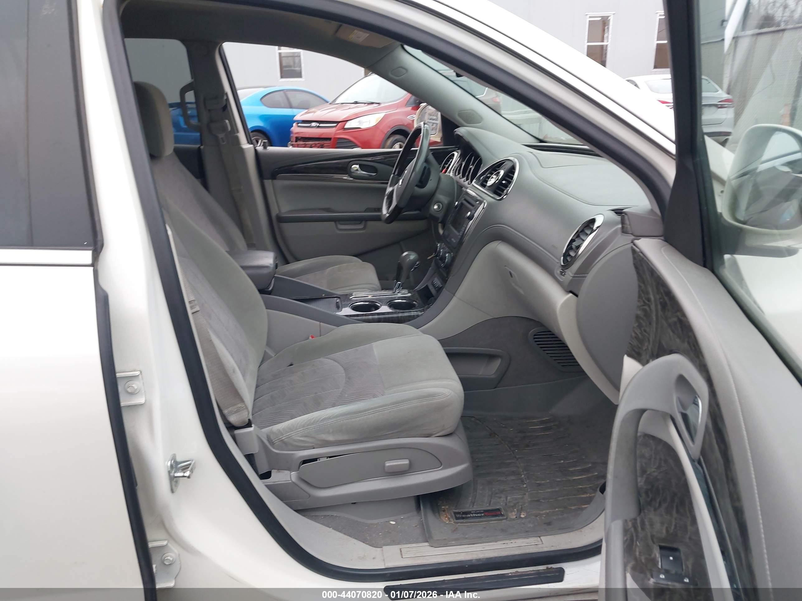 BUICK ENCLAVE image 5