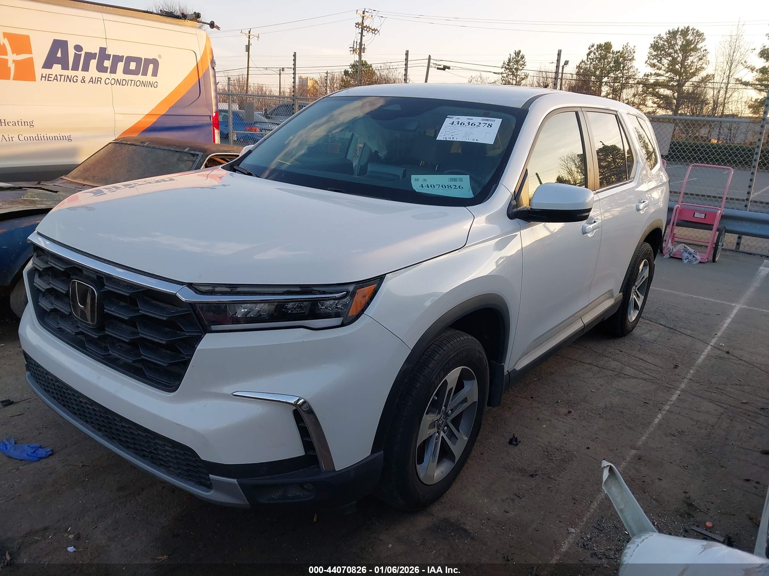 HONDA PILOT image 2