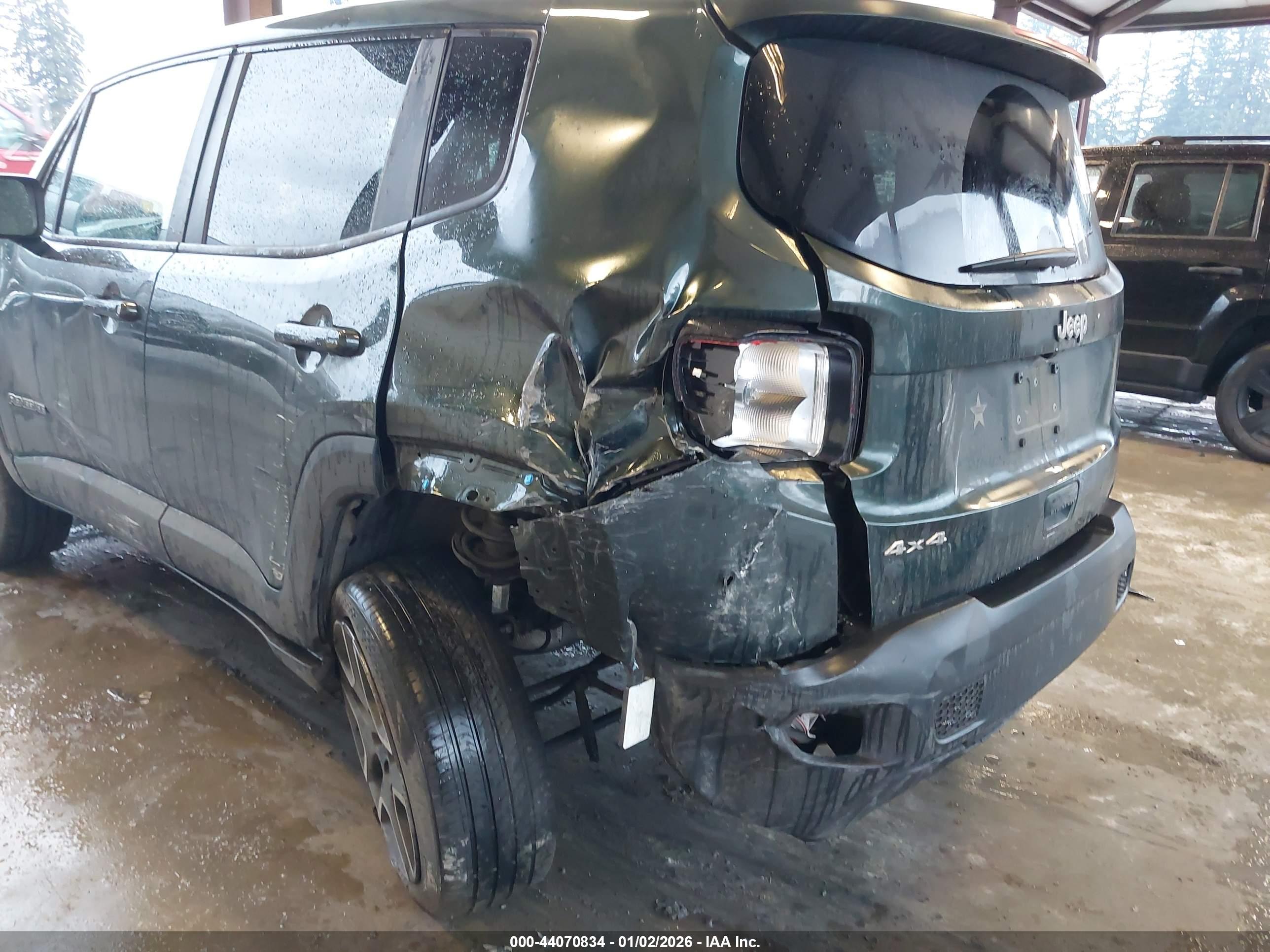 JEEP RENEGADE image 6