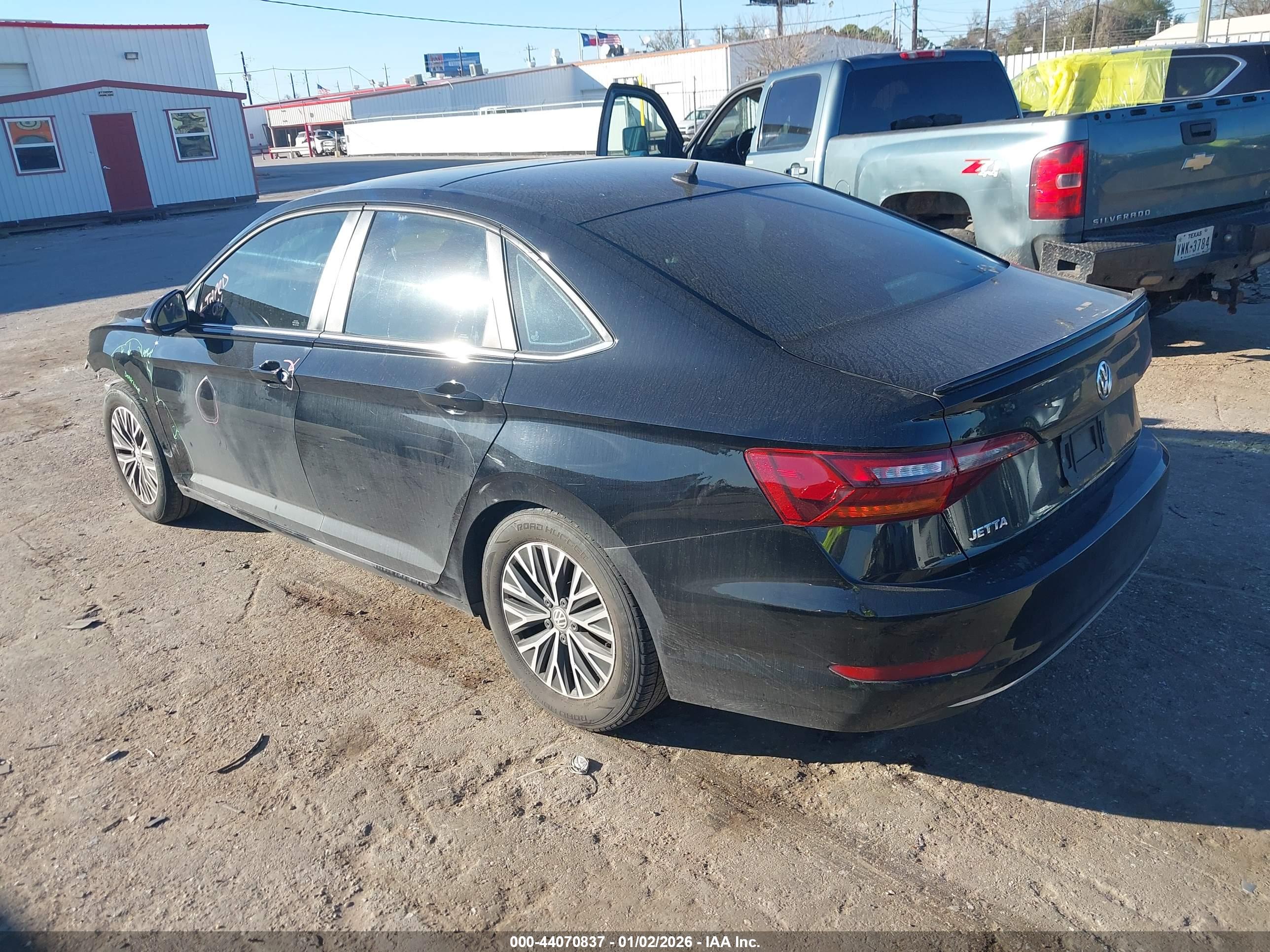 VOLKSWAGEN JETTA image 3