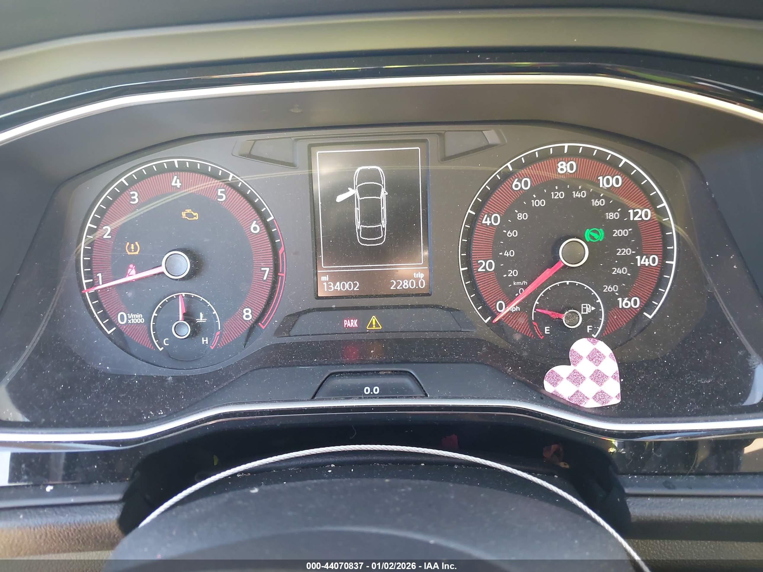 VOLKSWAGEN JETTA image 7