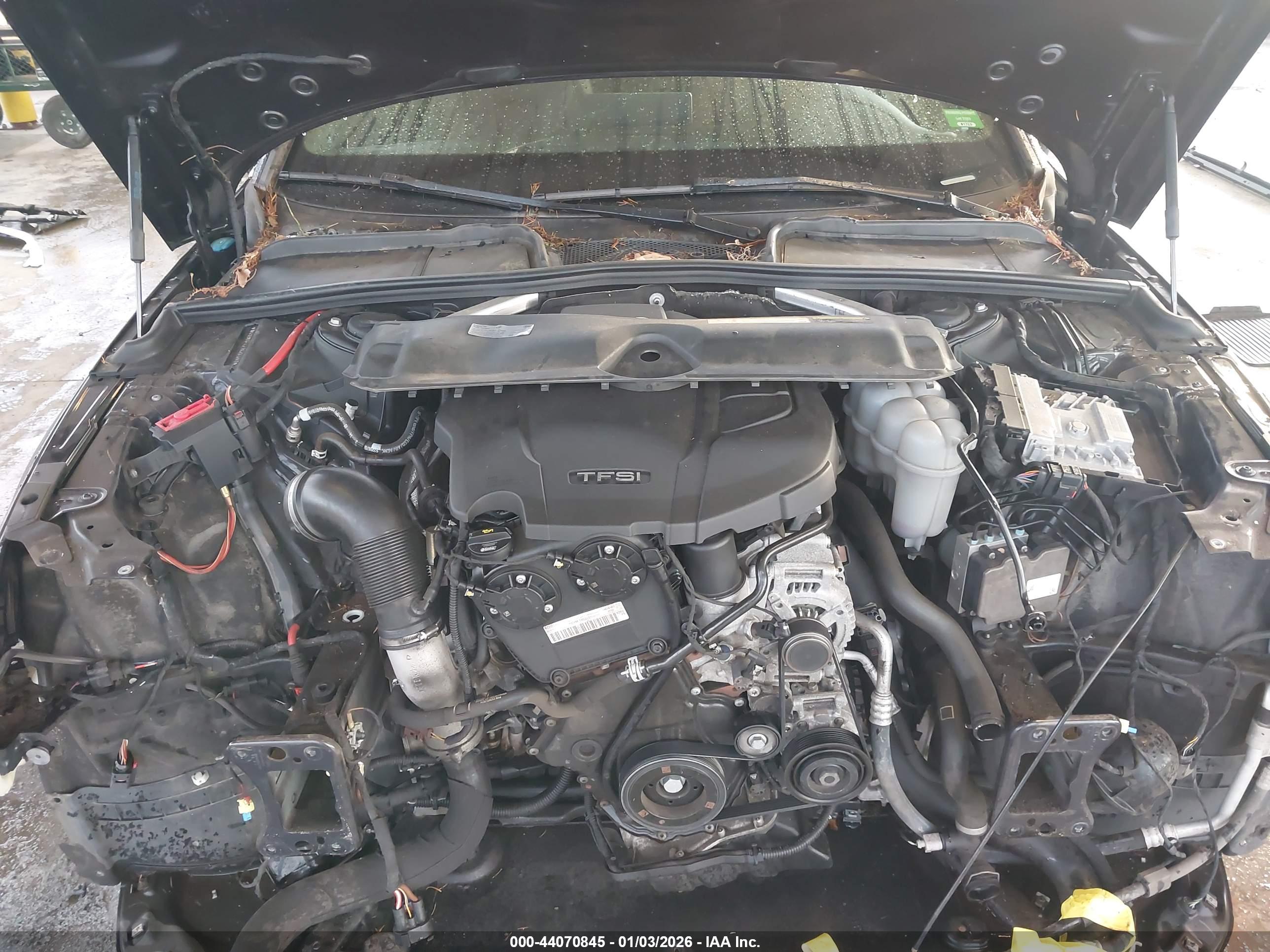 AUDI A4 image 10