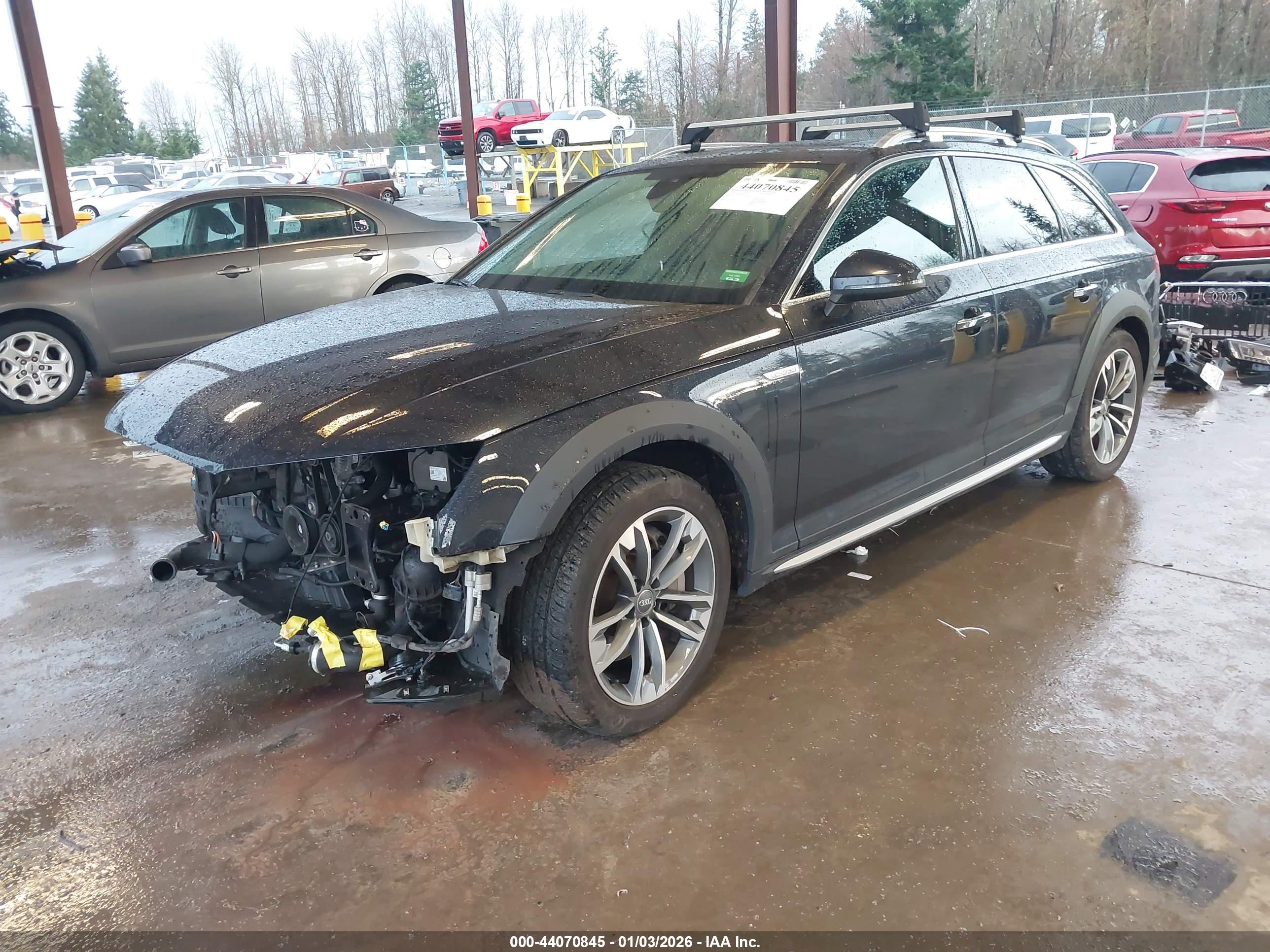 AUDI A4 image 2