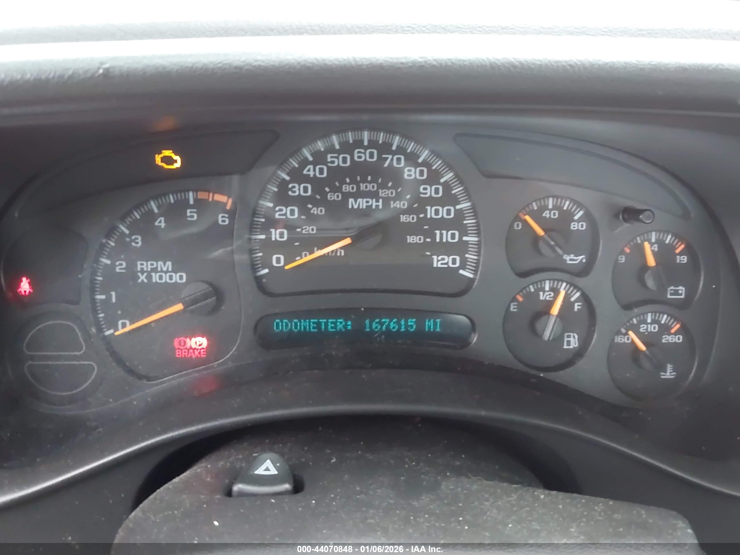CHEVROLET SILVERADO image 7