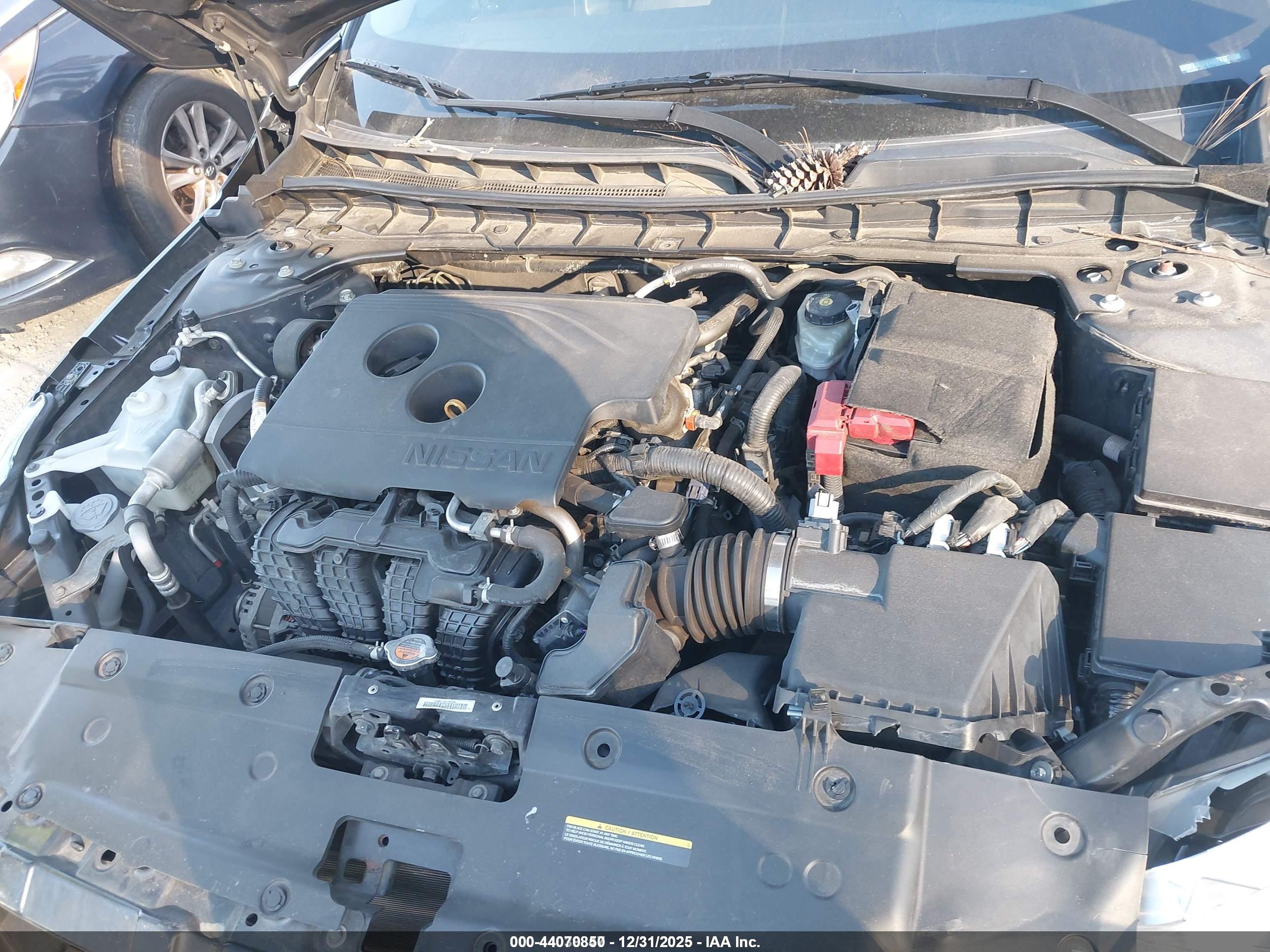 NISSAN ALTIMA image 10