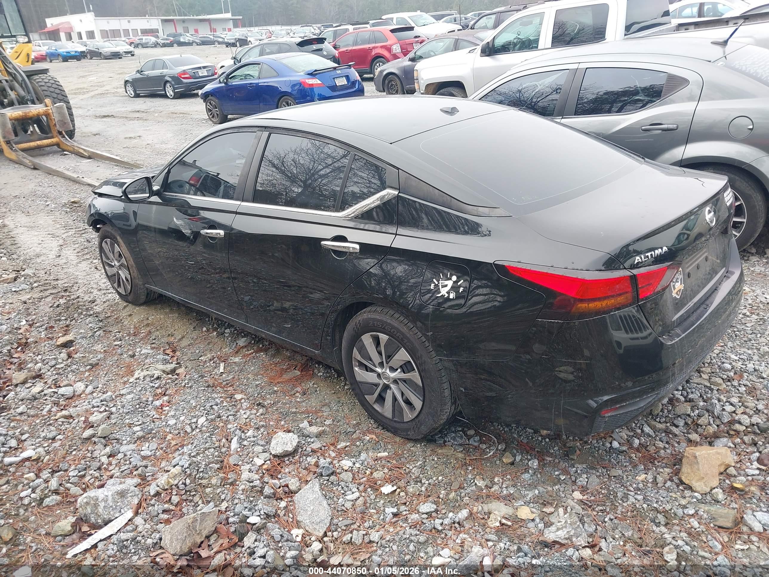 NISSAN ALTIMA image 3