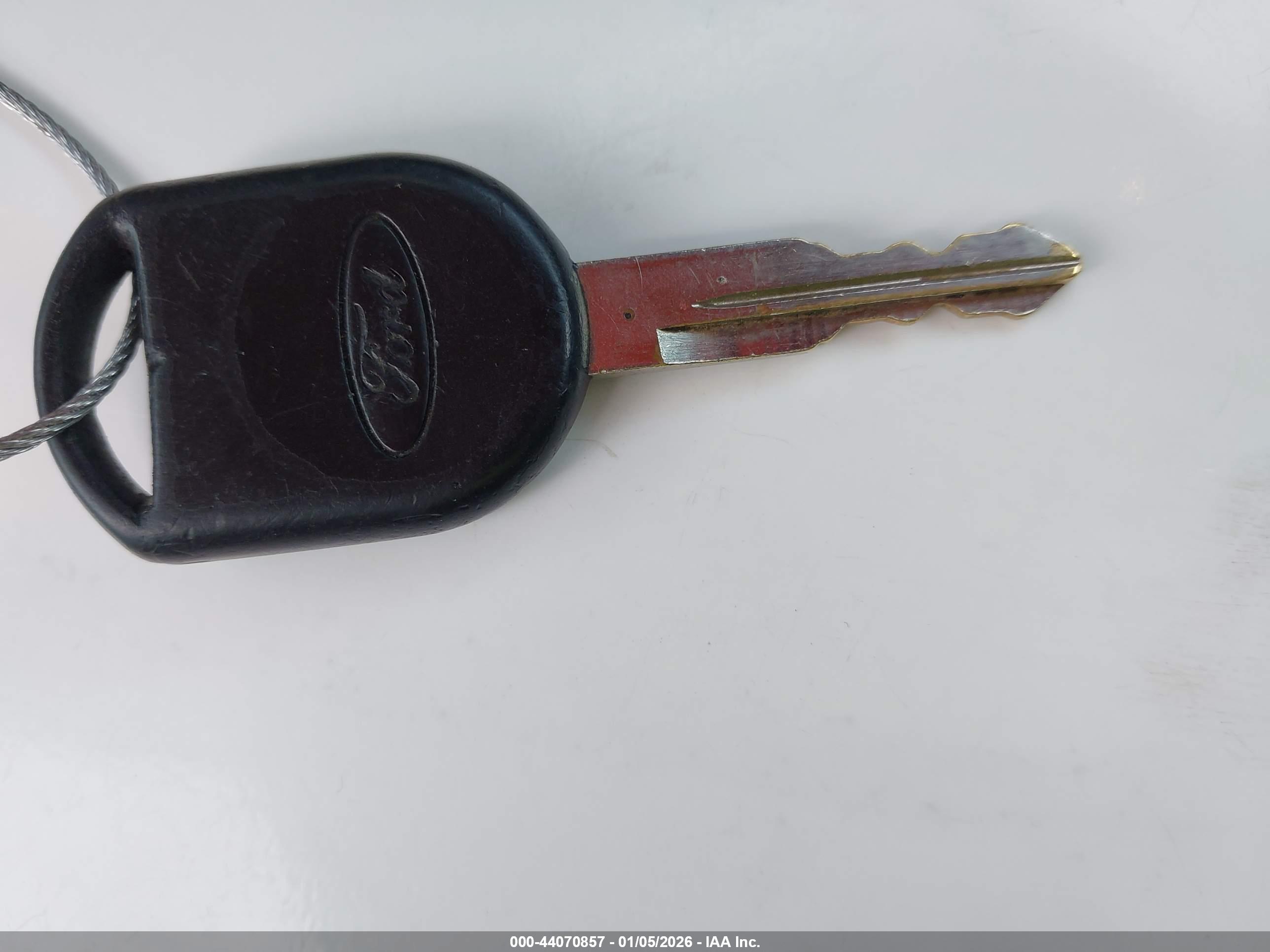 FORD MUSTANG image 11