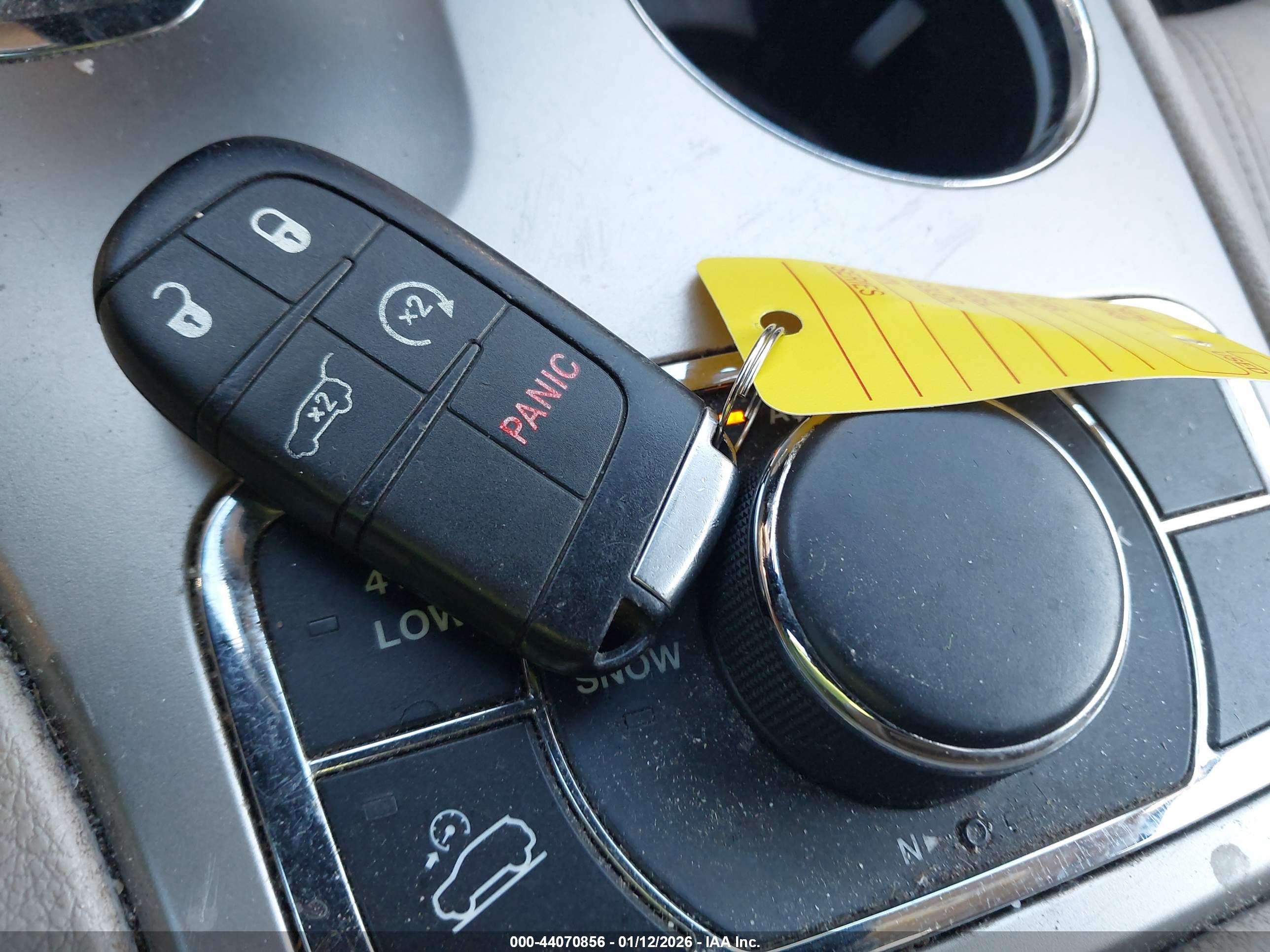 JEEP GRAND image 11