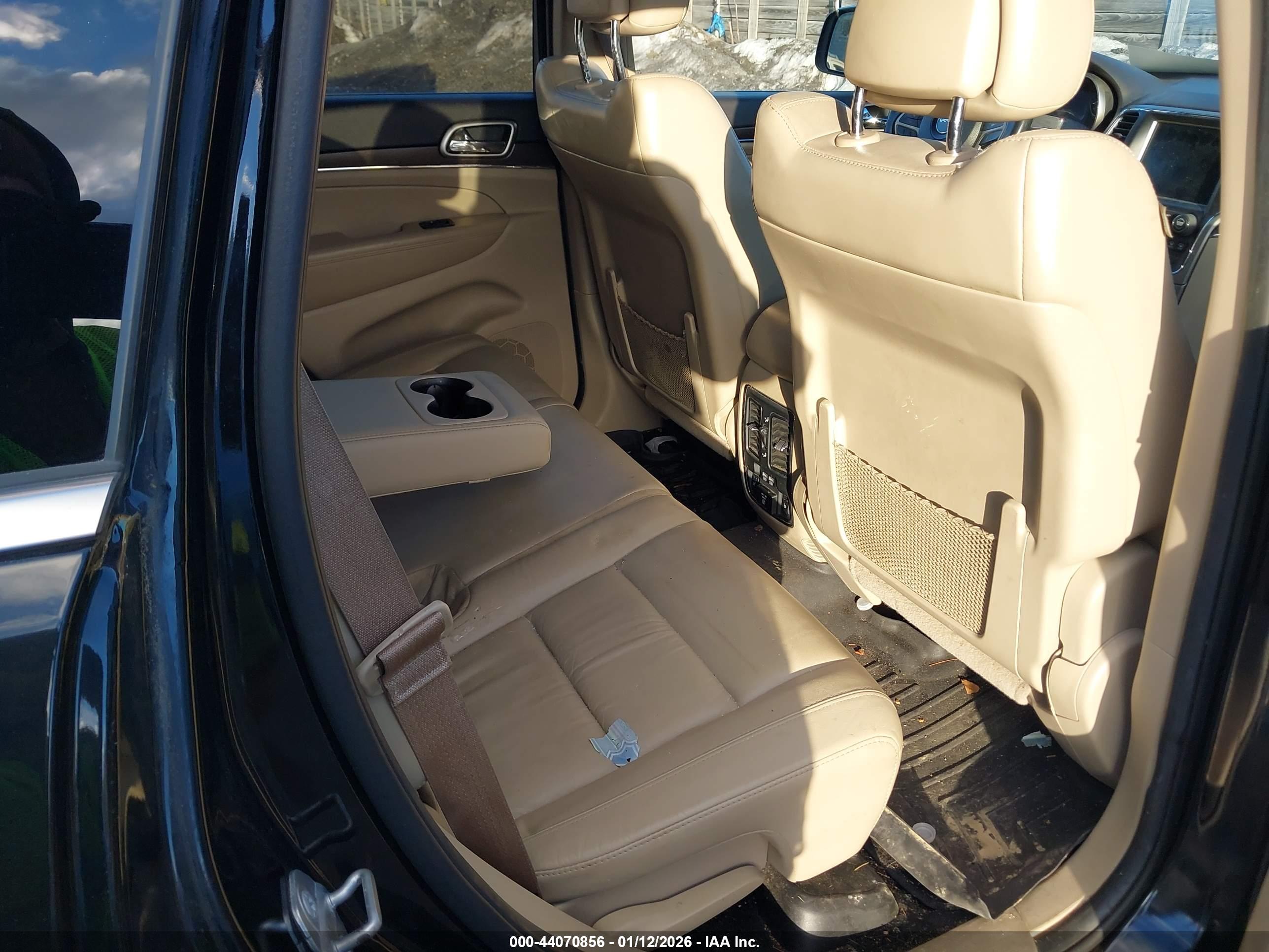 JEEP GRAND image 8