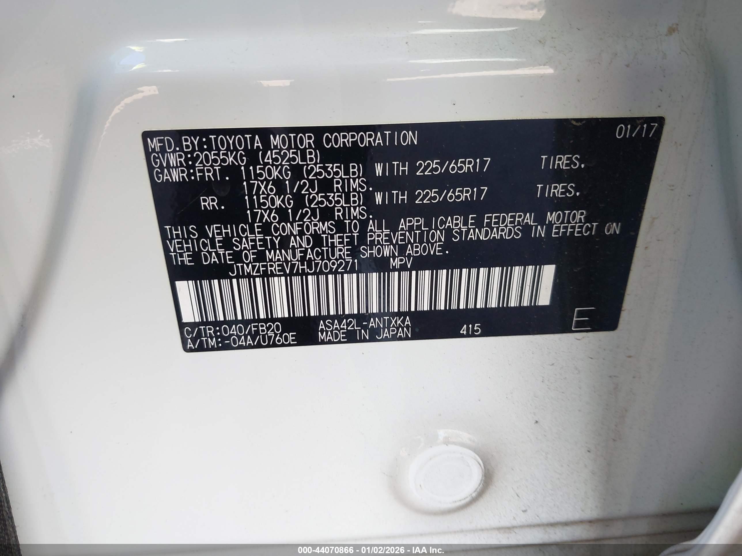 TOYOTA RAV4 image 9