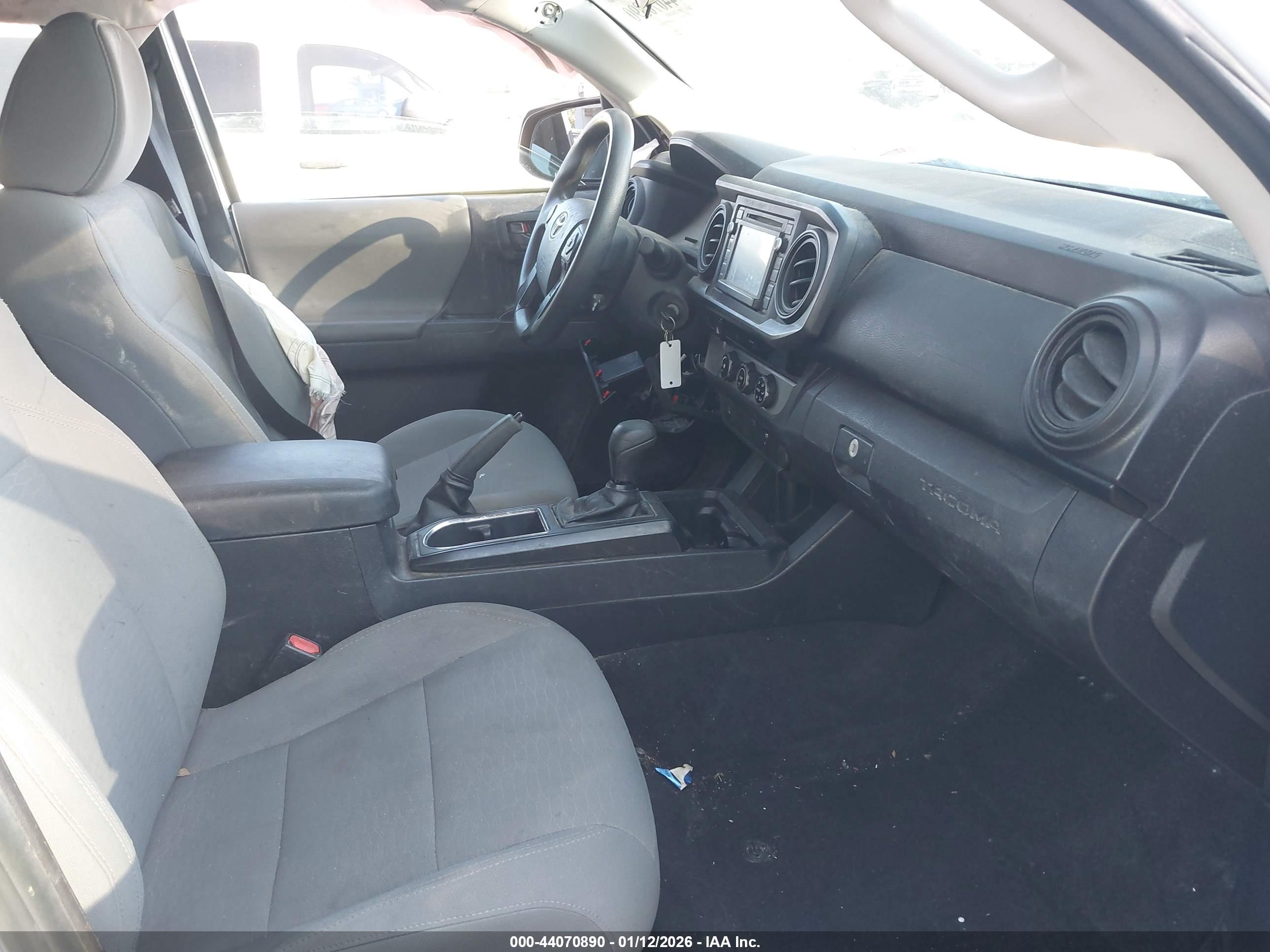 TOYOTA TACOMA image 5