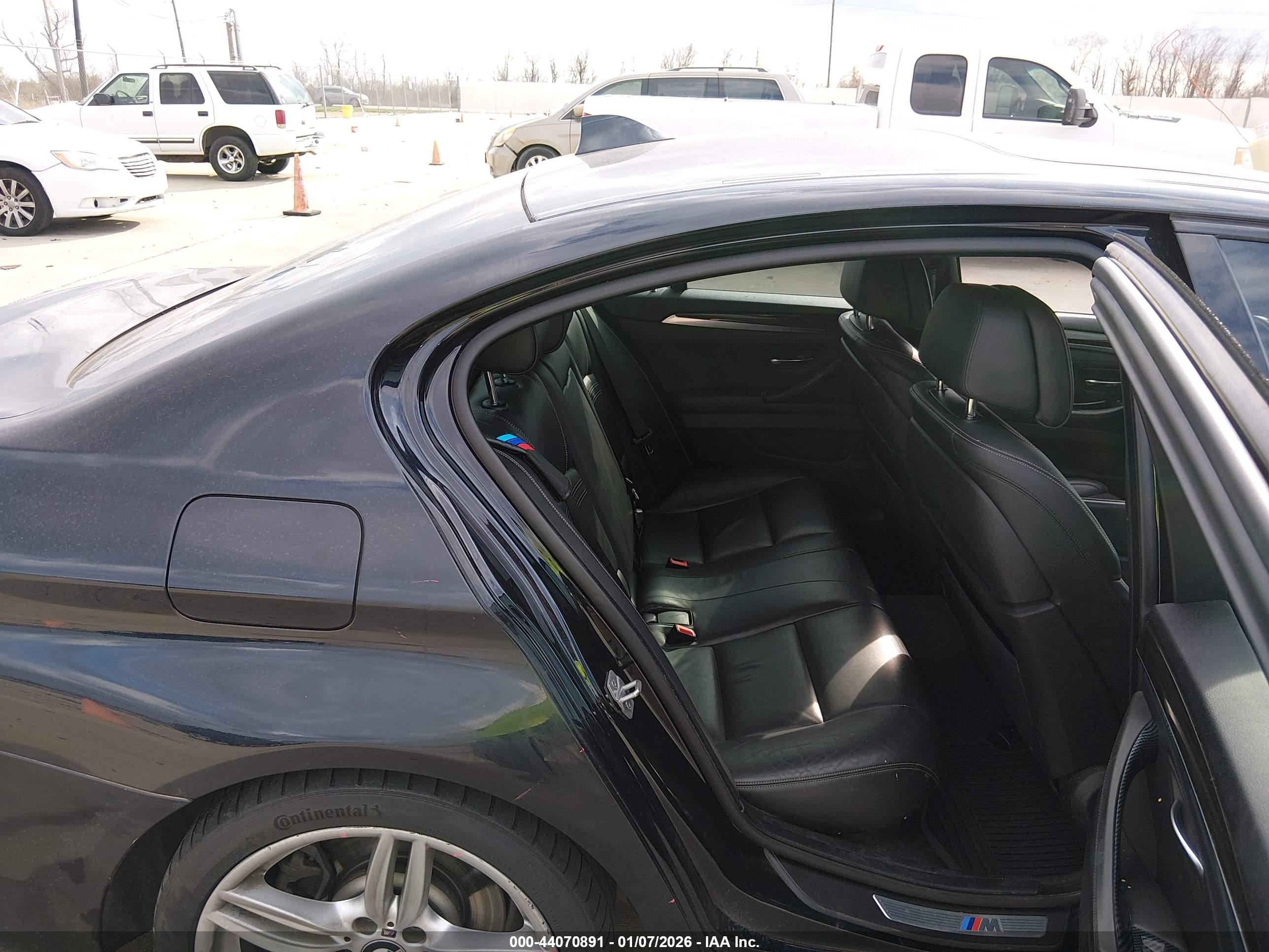 BMW 535I image 8