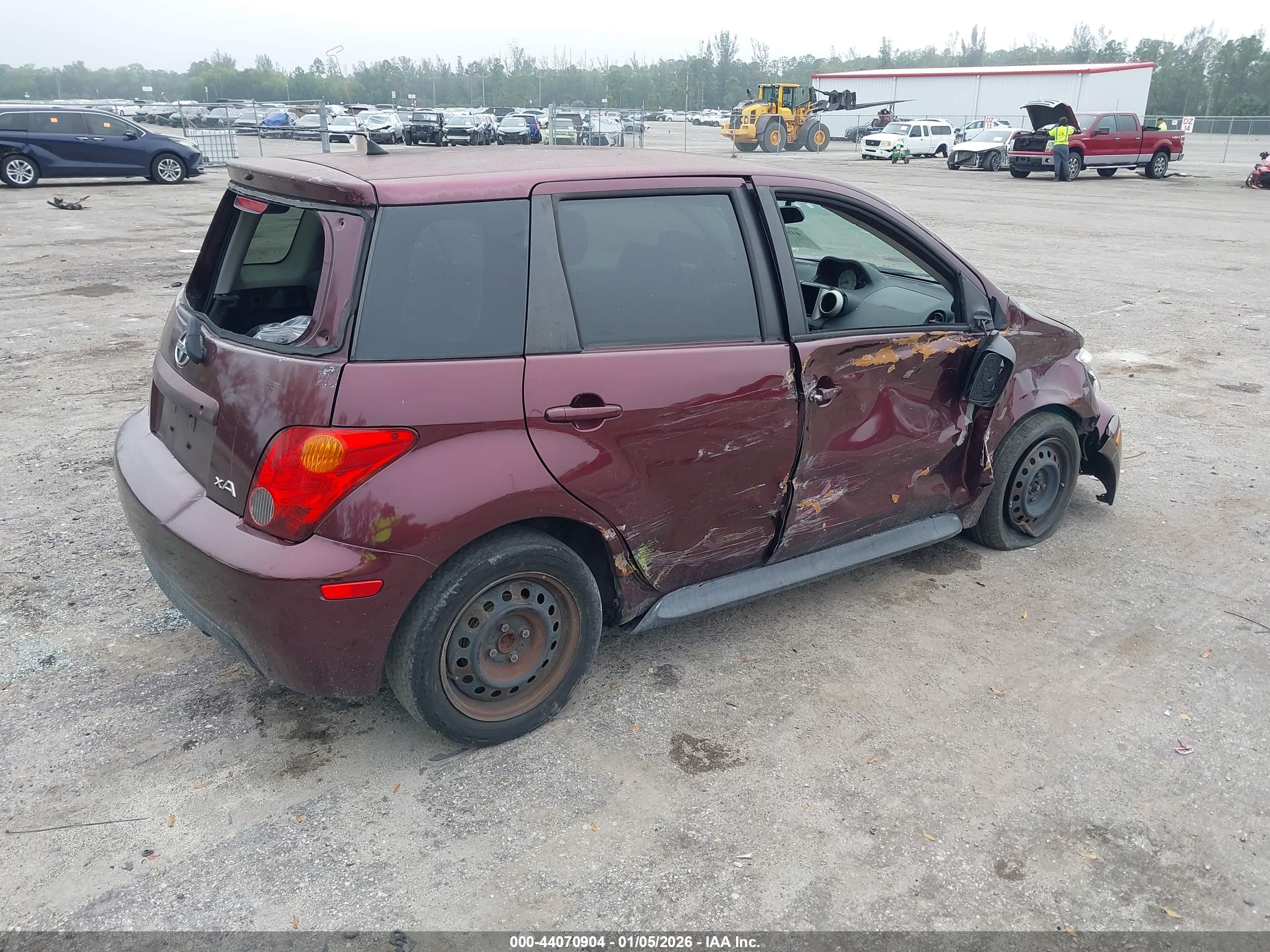 SCION XA image 4