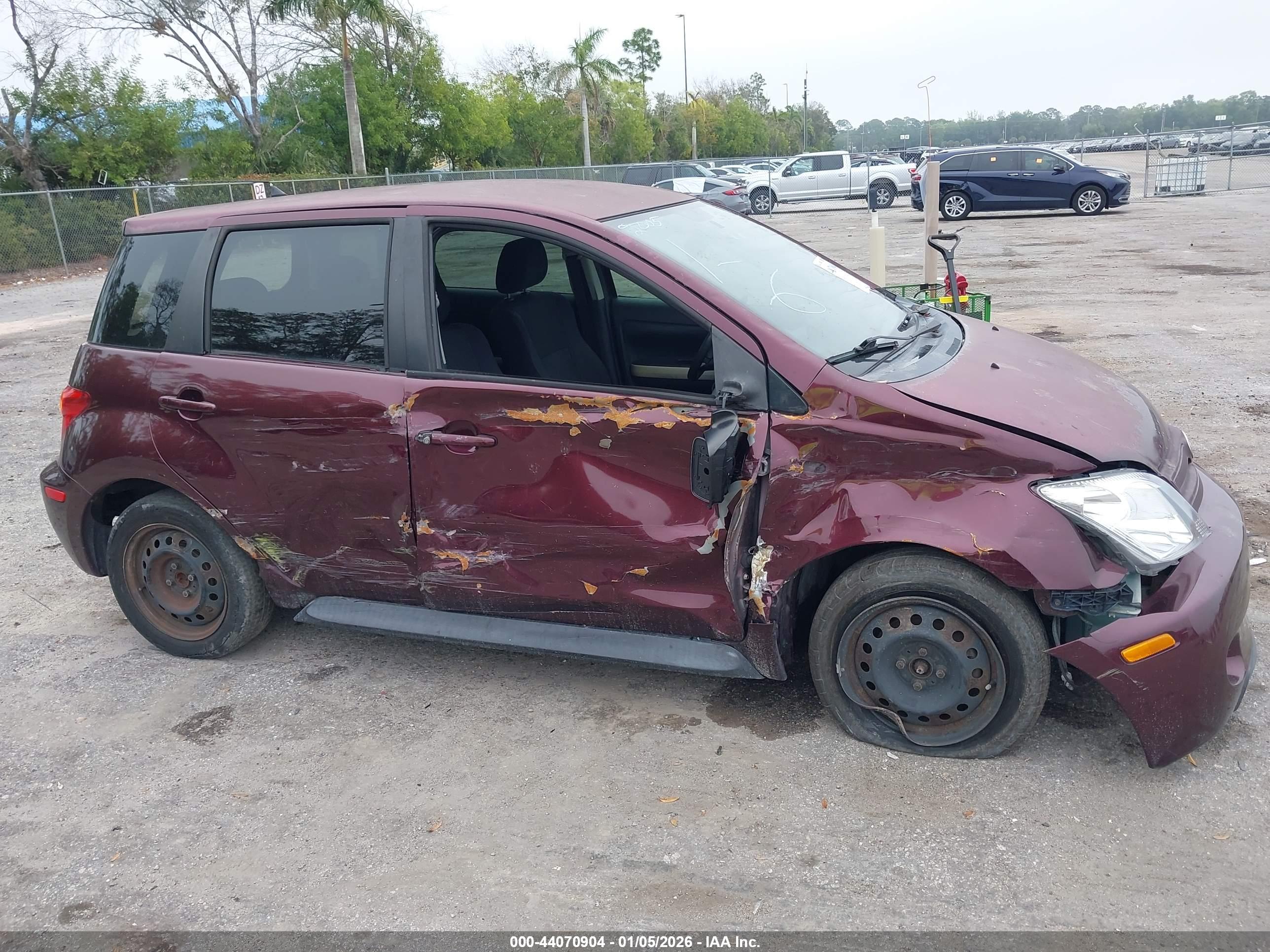 SCION XA image 6