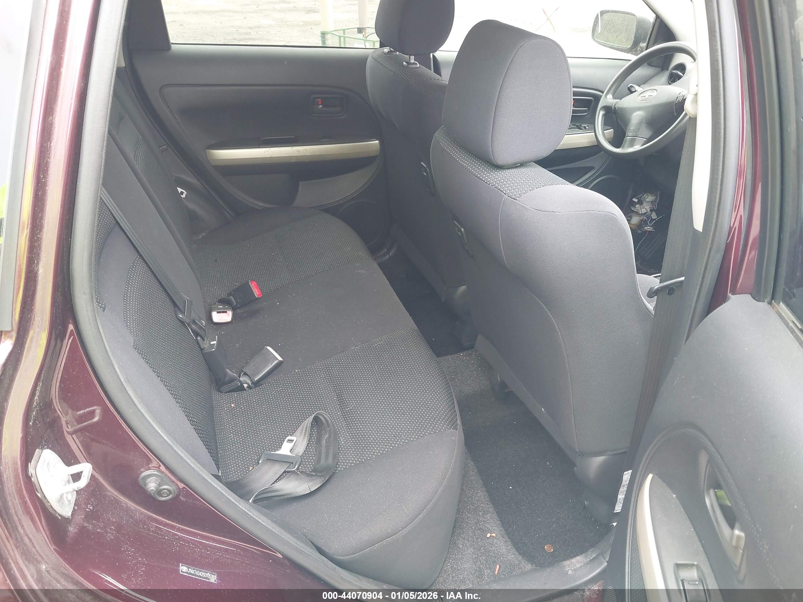 SCION XA image 8