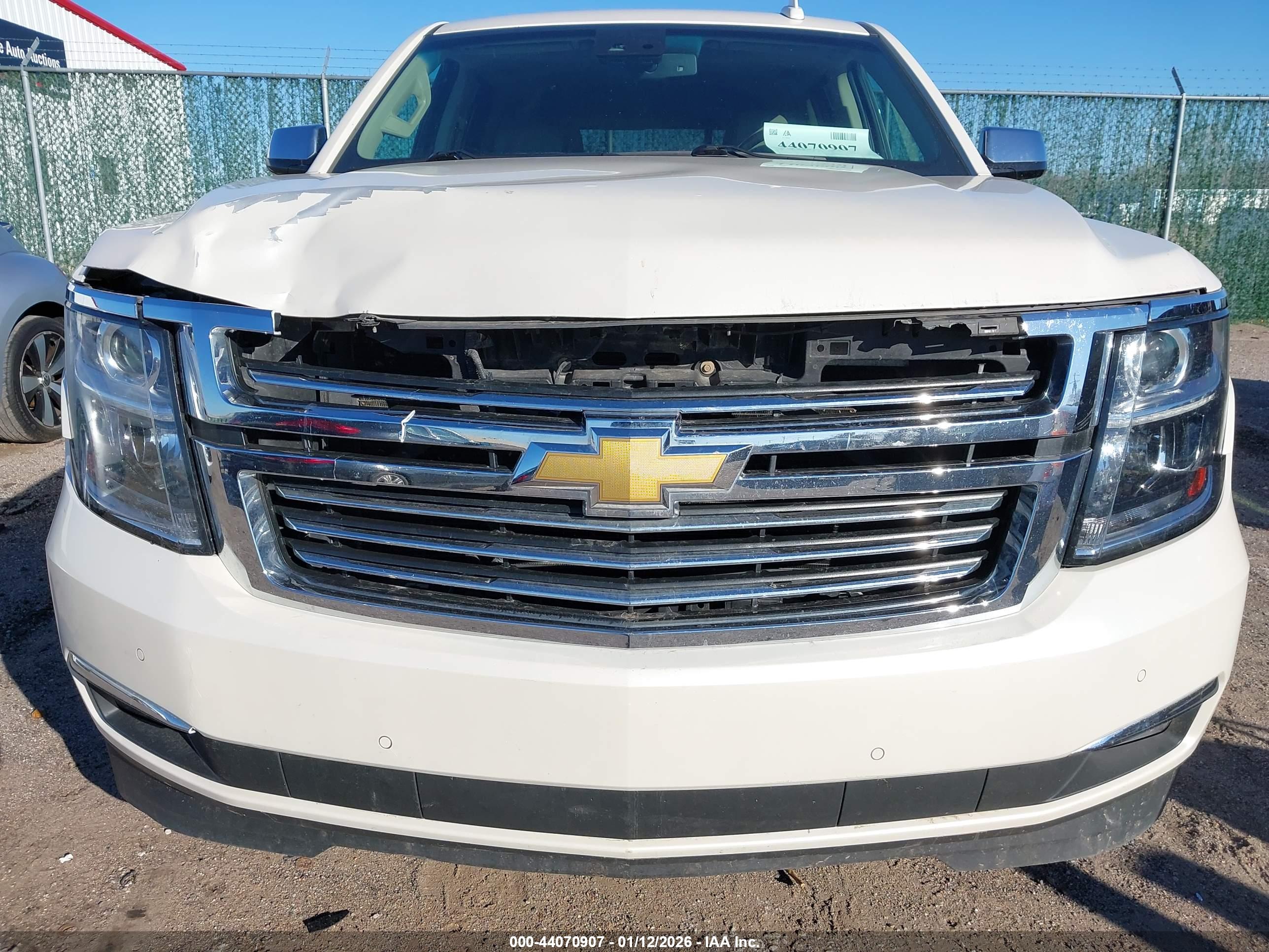CHEVROLET TAHOE image 6