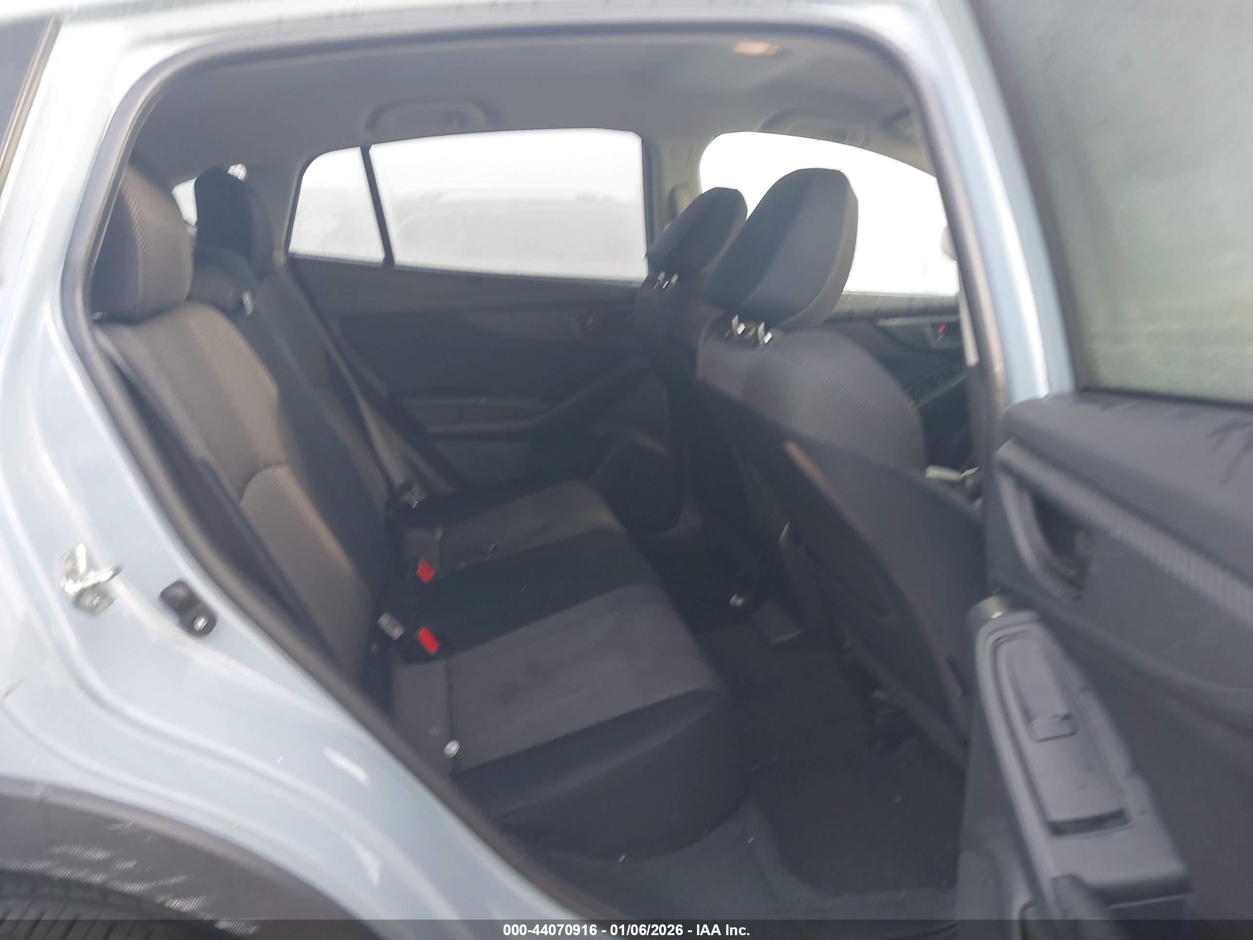 SUBARU CROSSTREK image 8