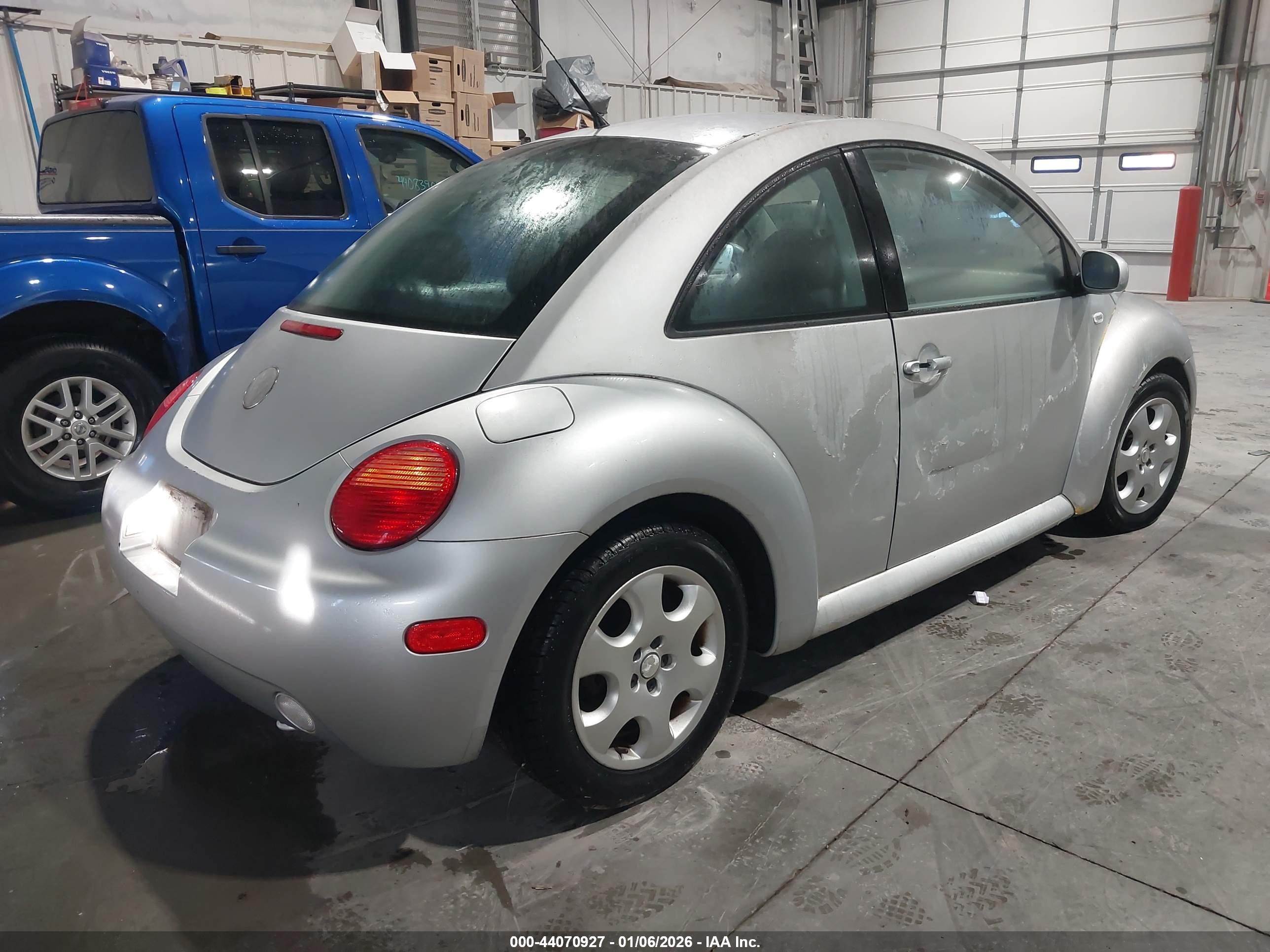 VOLKSWAGEN NEW image 4