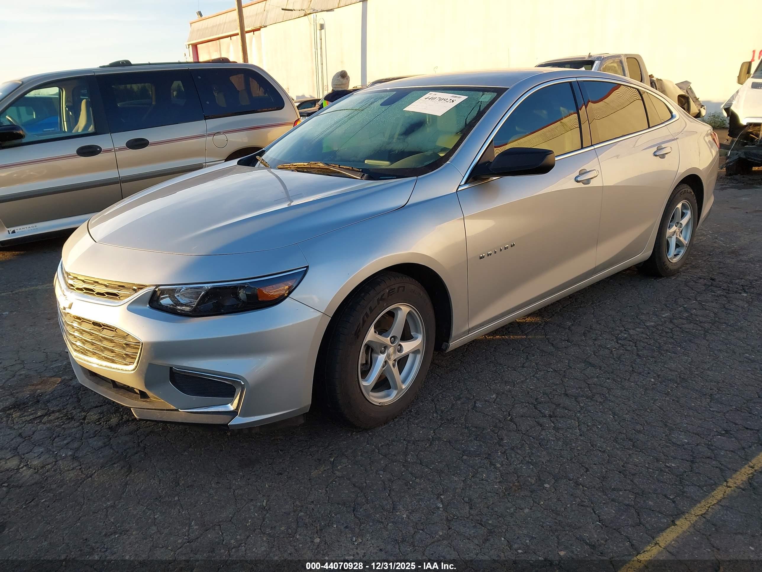 CHEVROLET MALIBU image 2