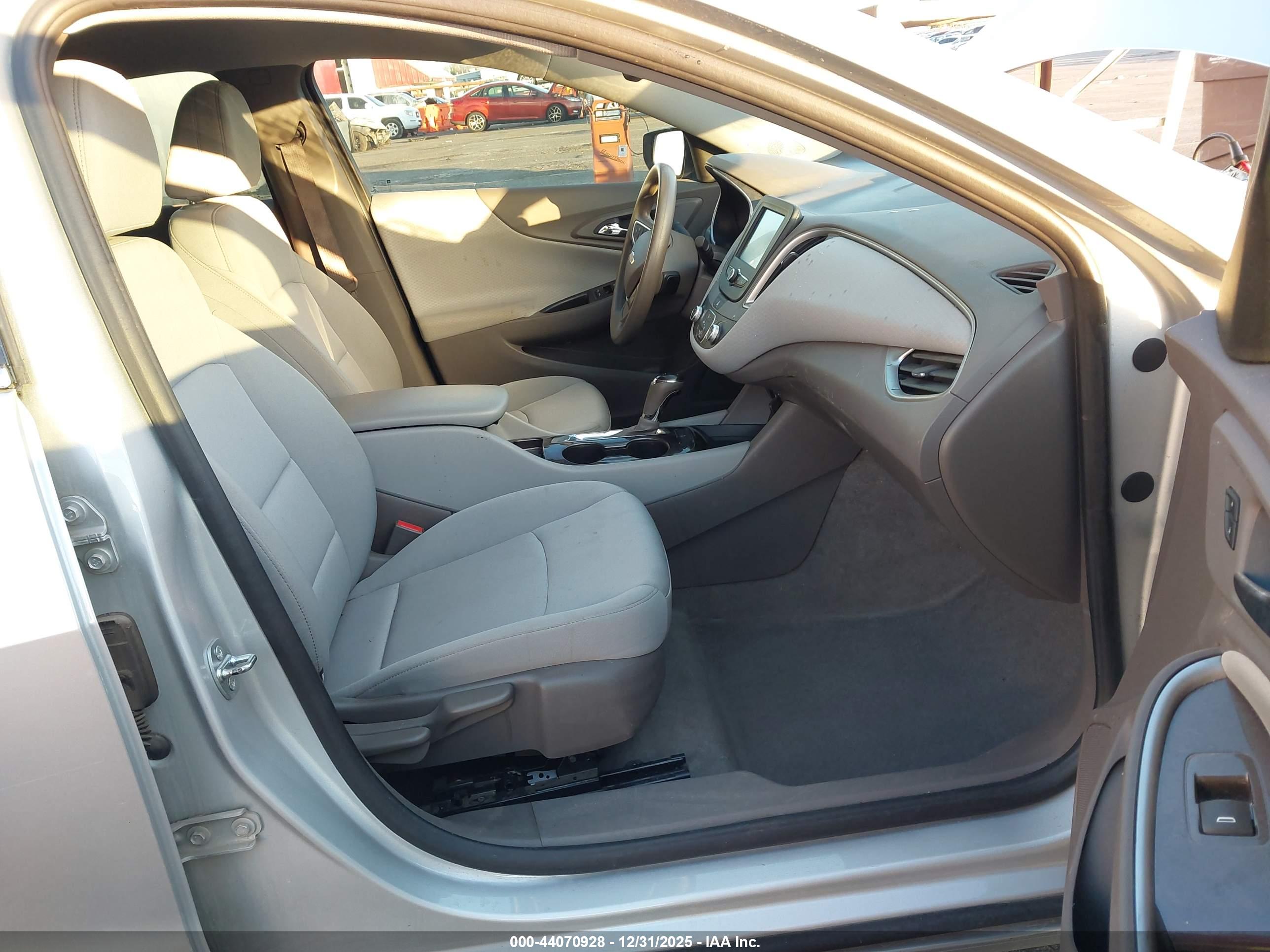 CHEVROLET MALIBU image 5