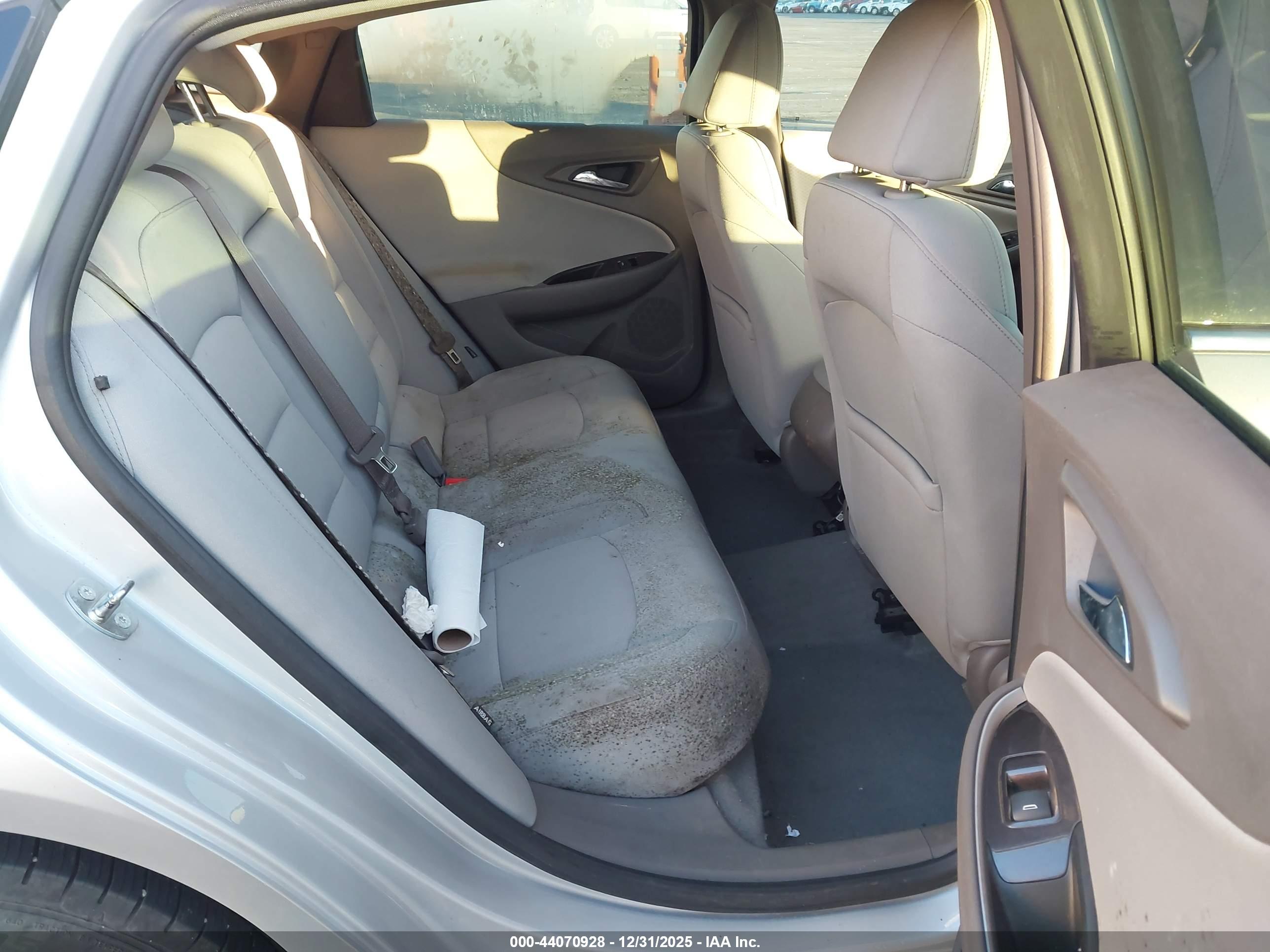 CHEVROLET MALIBU image 8