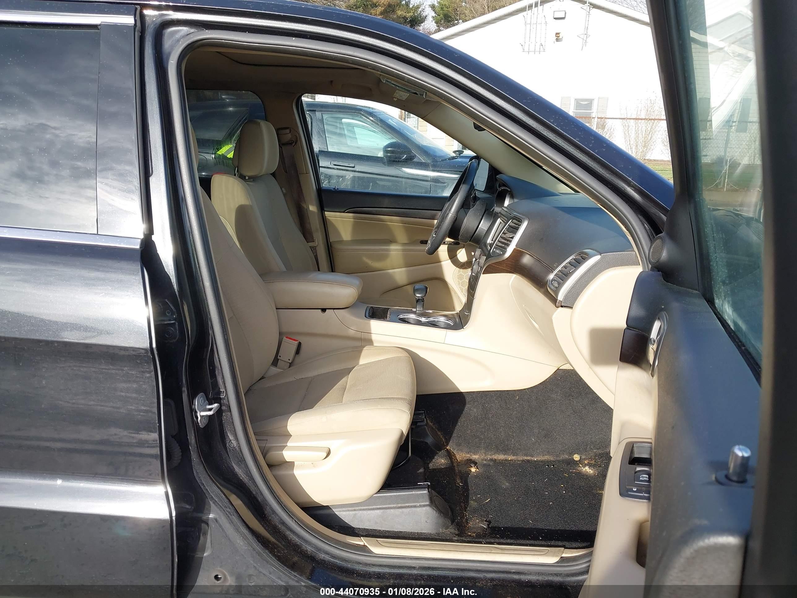 JEEP GRAND image 5