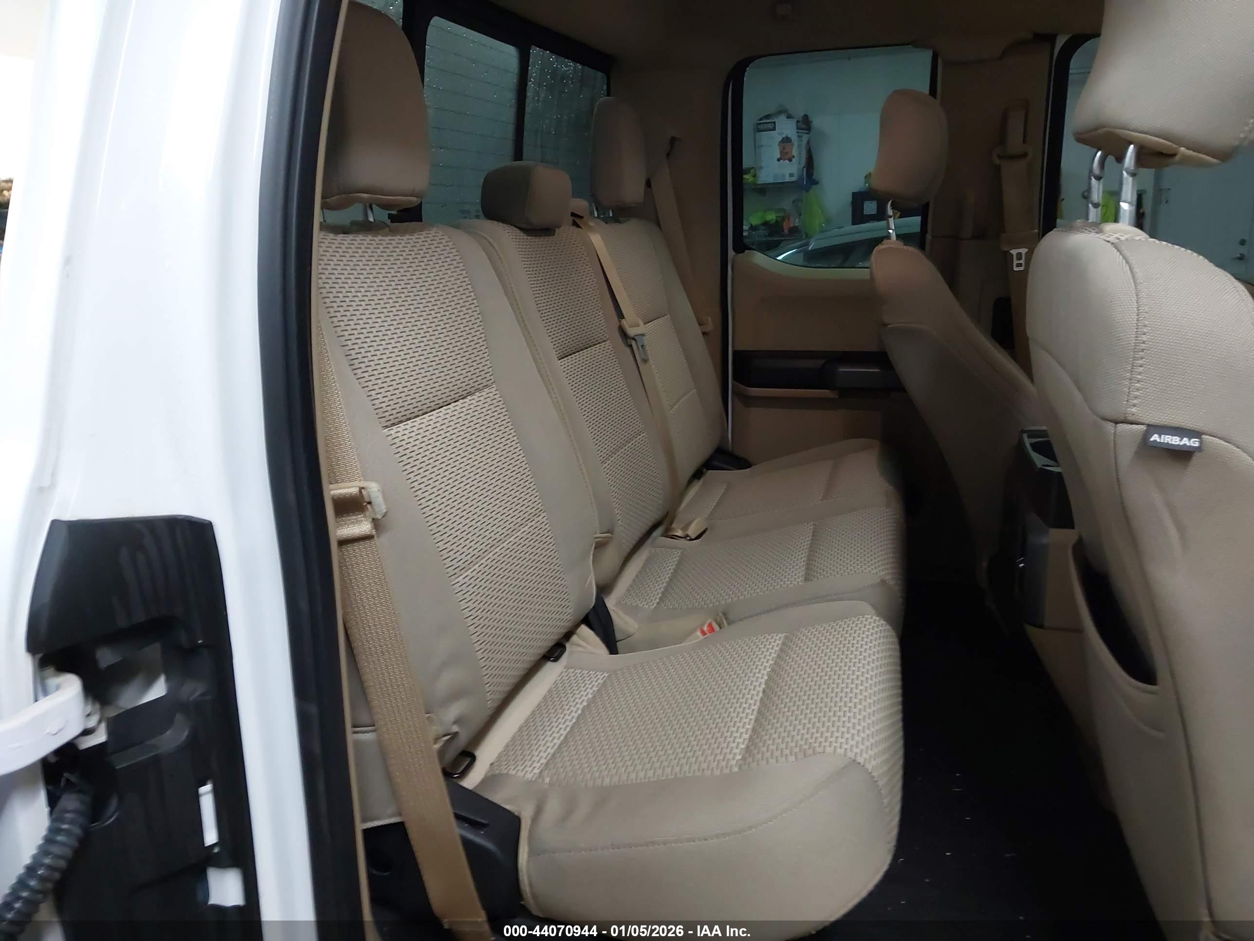 FORD F-150 image 8