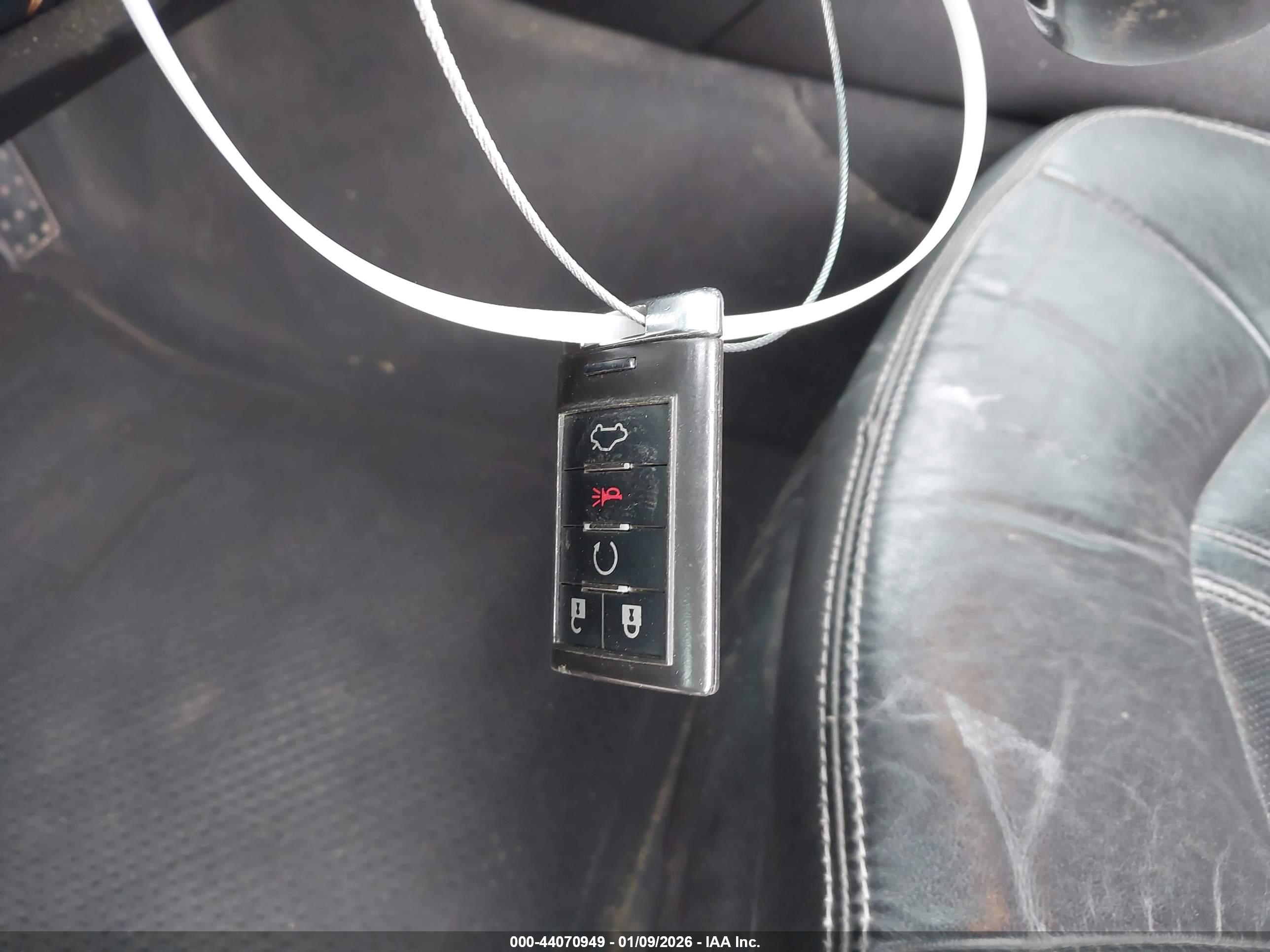 CADILLAC CTS image 11