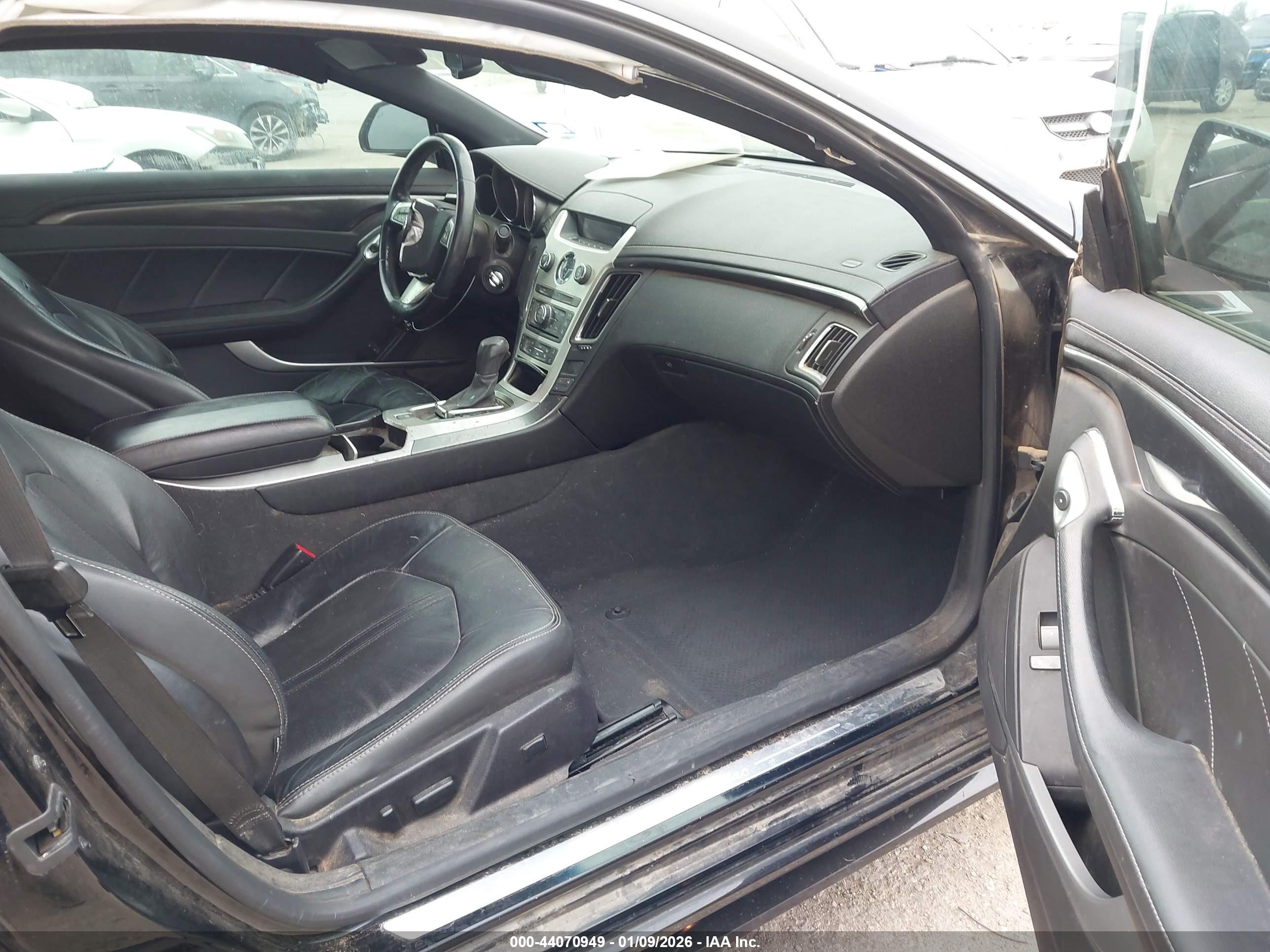 CADILLAC CTS image 5