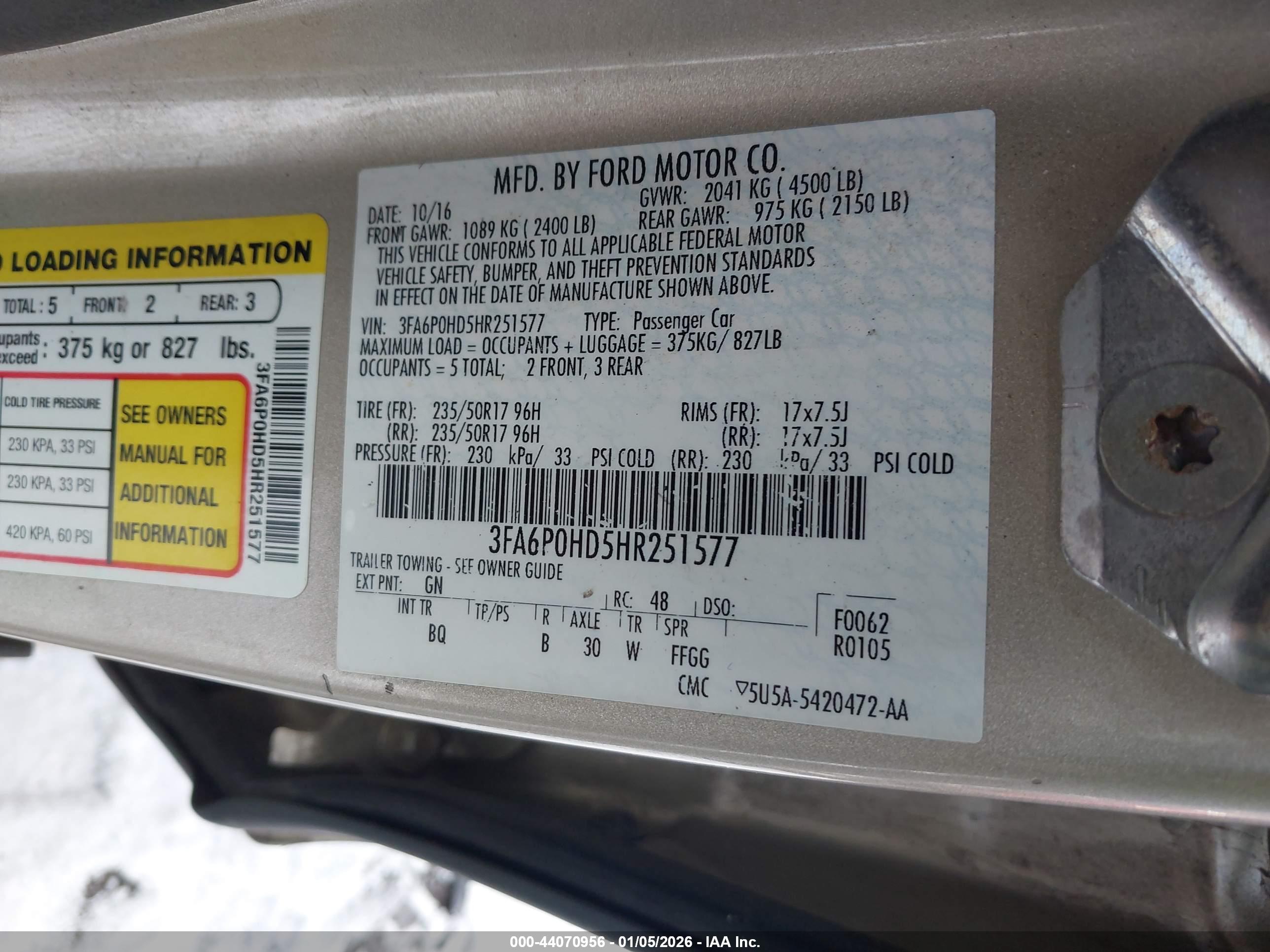FORD FUSION image 9