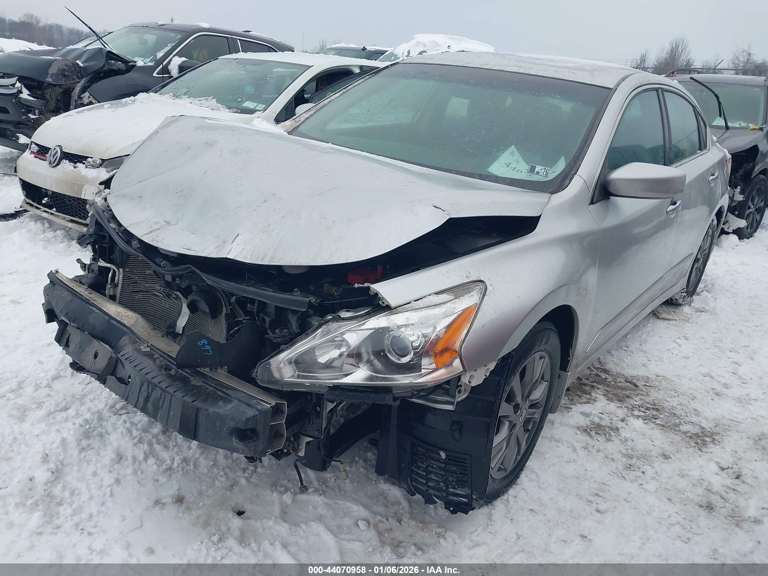 NISSAN ALTIMA image 2