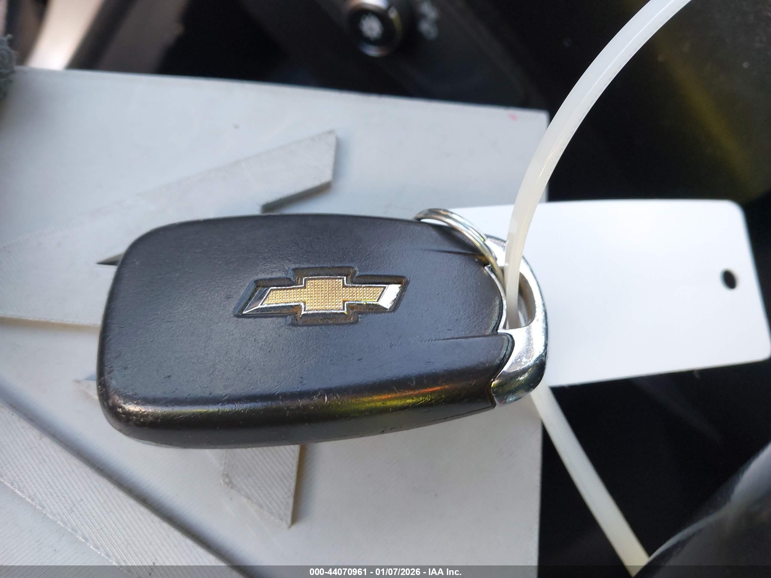 CHEVROLET EQUINOX image 11