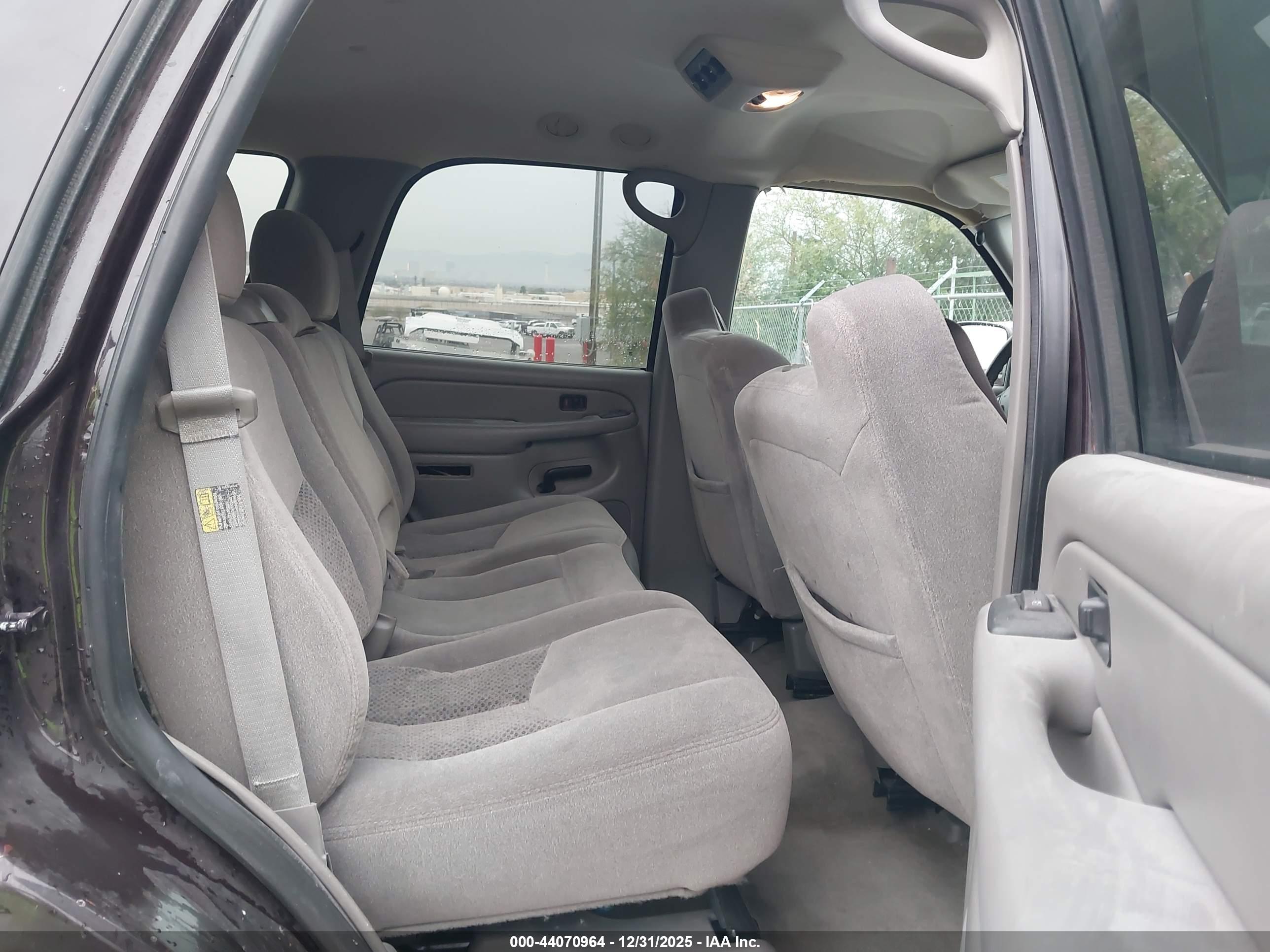 CHEVROLET TAHOE image 8