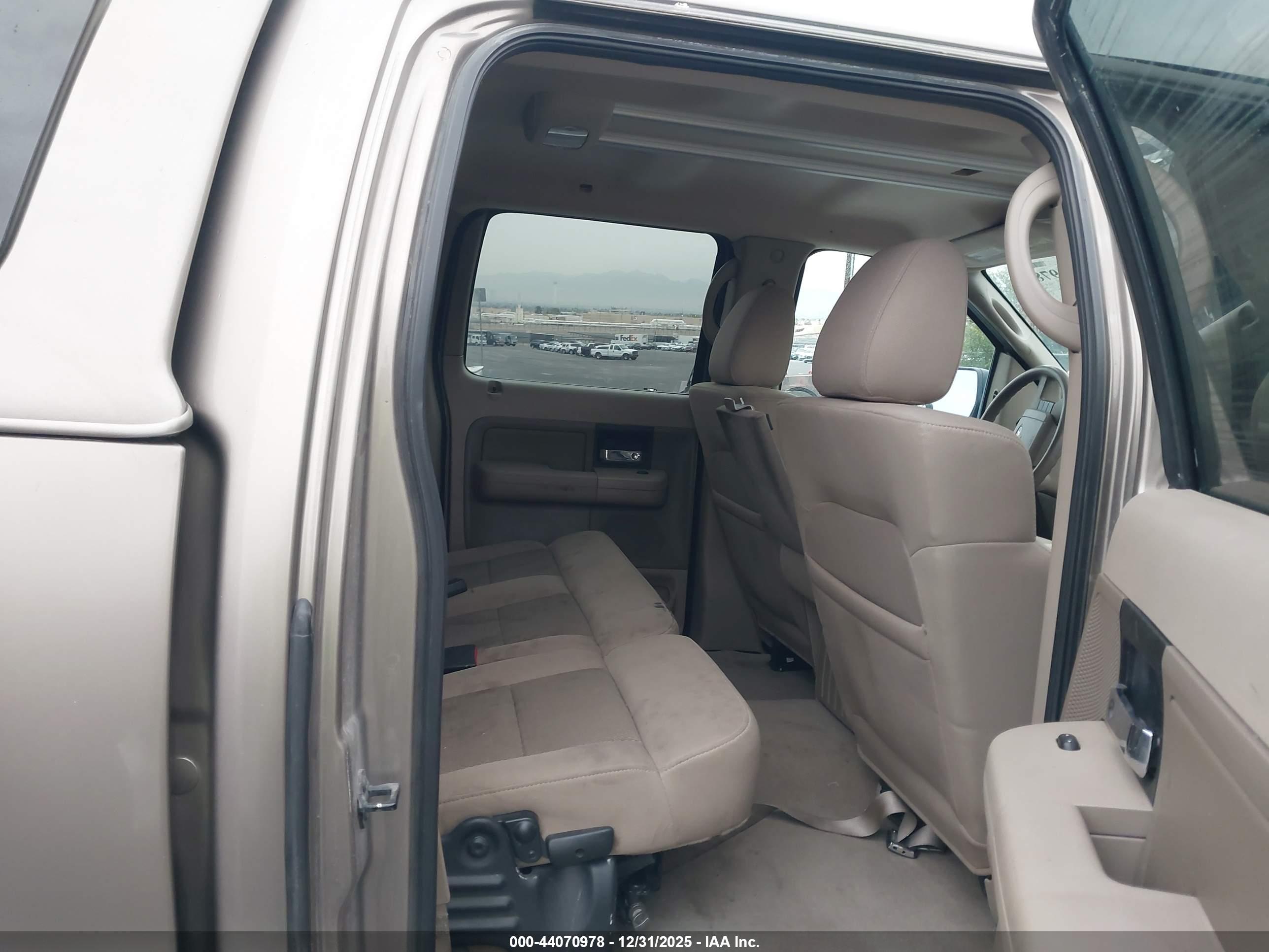 FORD F-150 image 8
