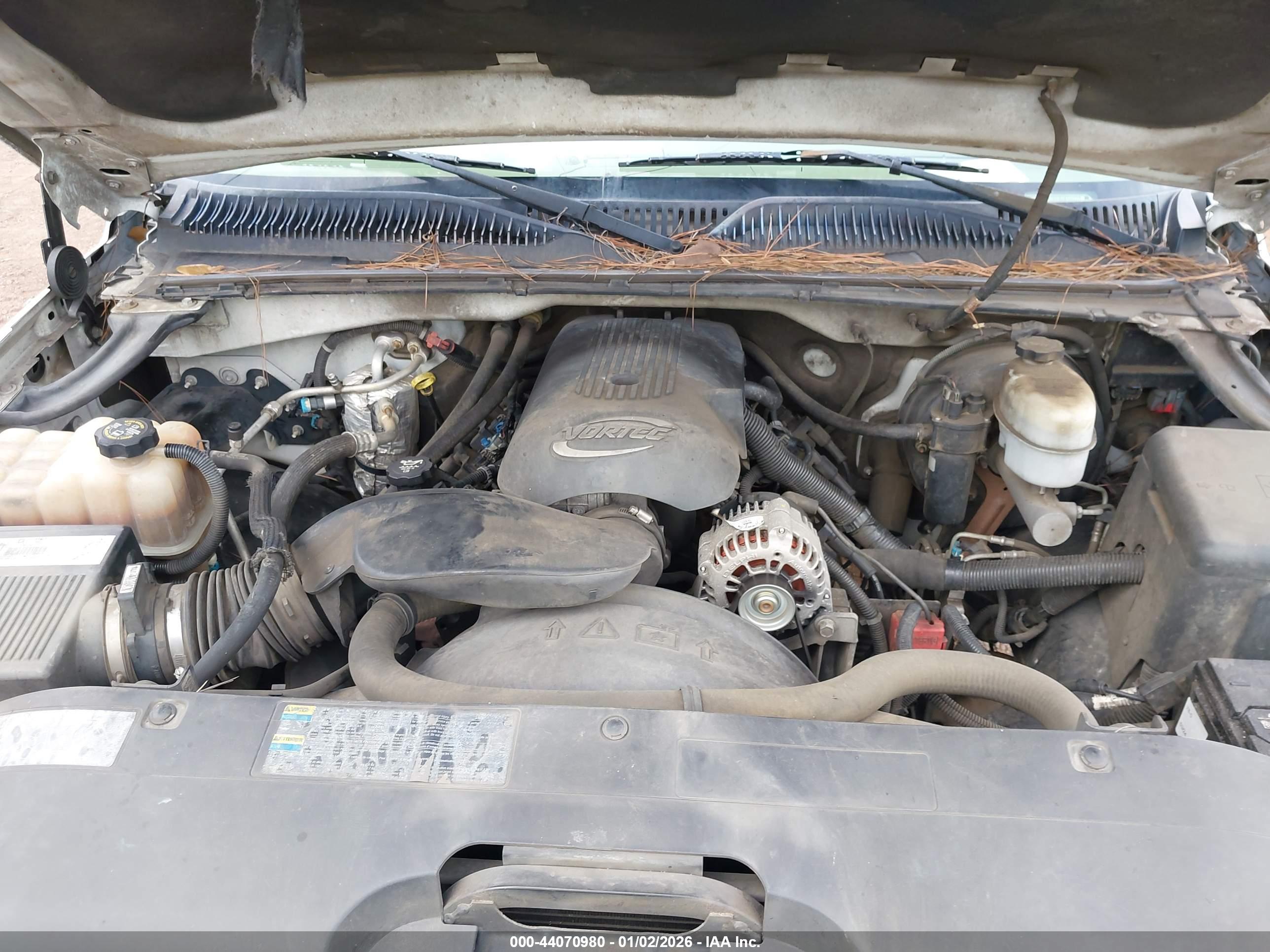 CHEVROLET SILVERADO image 10