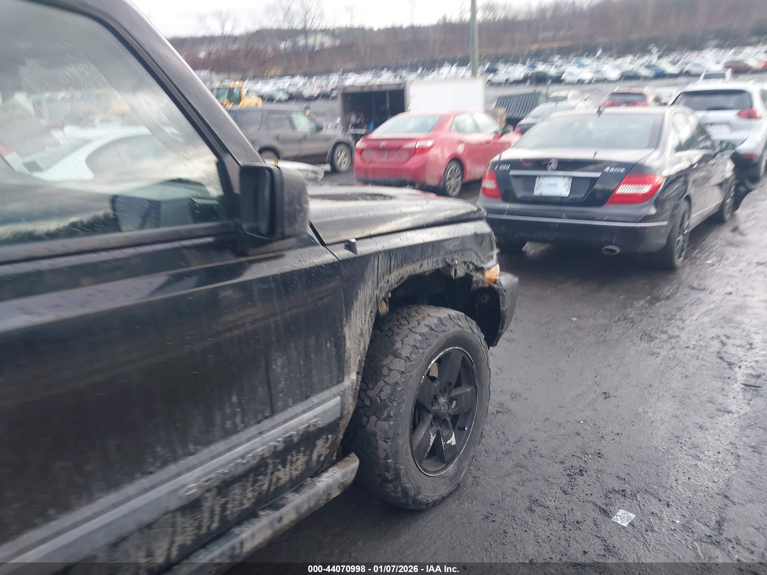 JEEP COMMANDER image 6